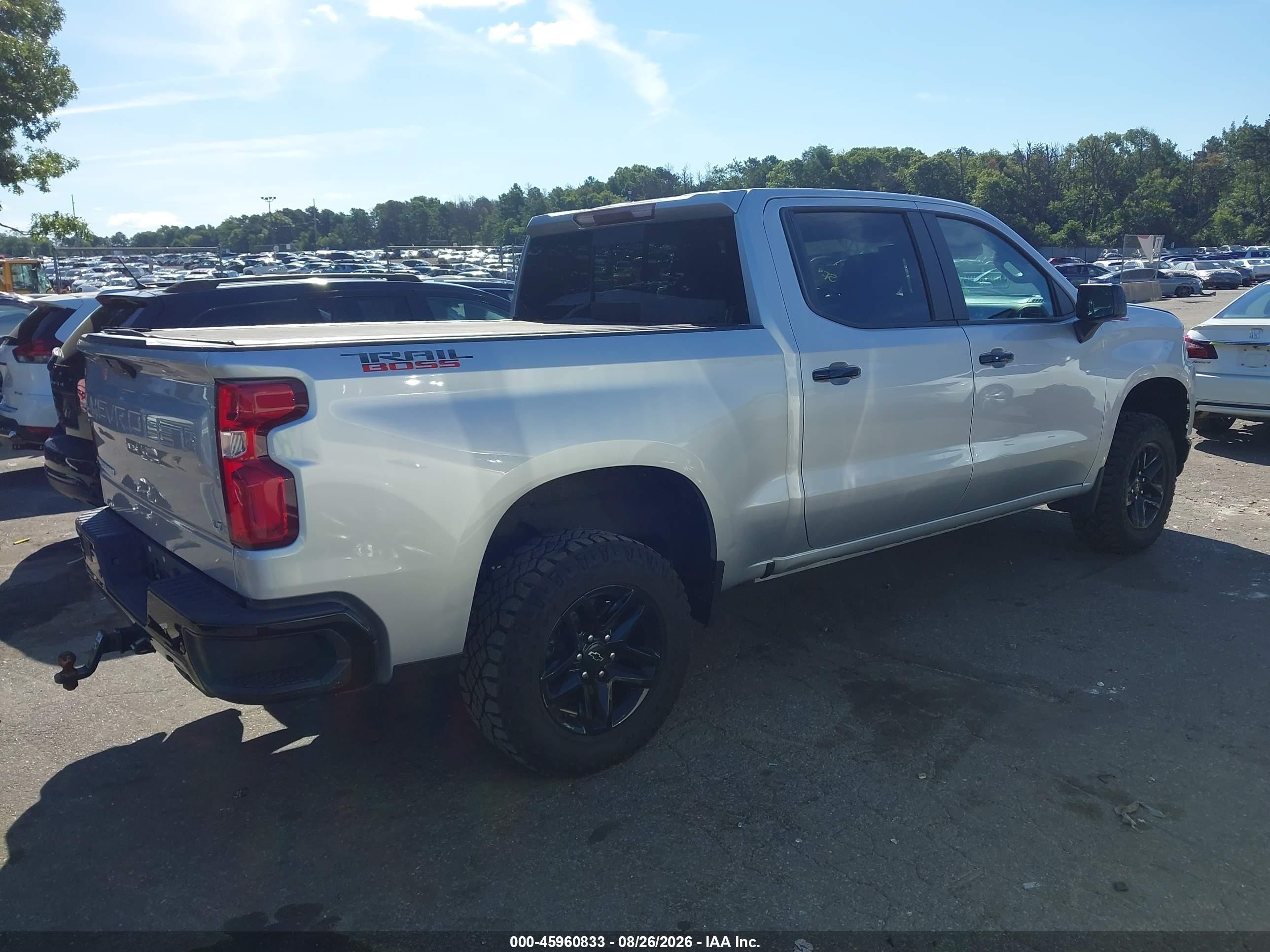 2021 Chevrolet Silverado 1500 4wd  Short Bed Lt Trail Boss Серебряный vin: 3GCPYFED4MG300910