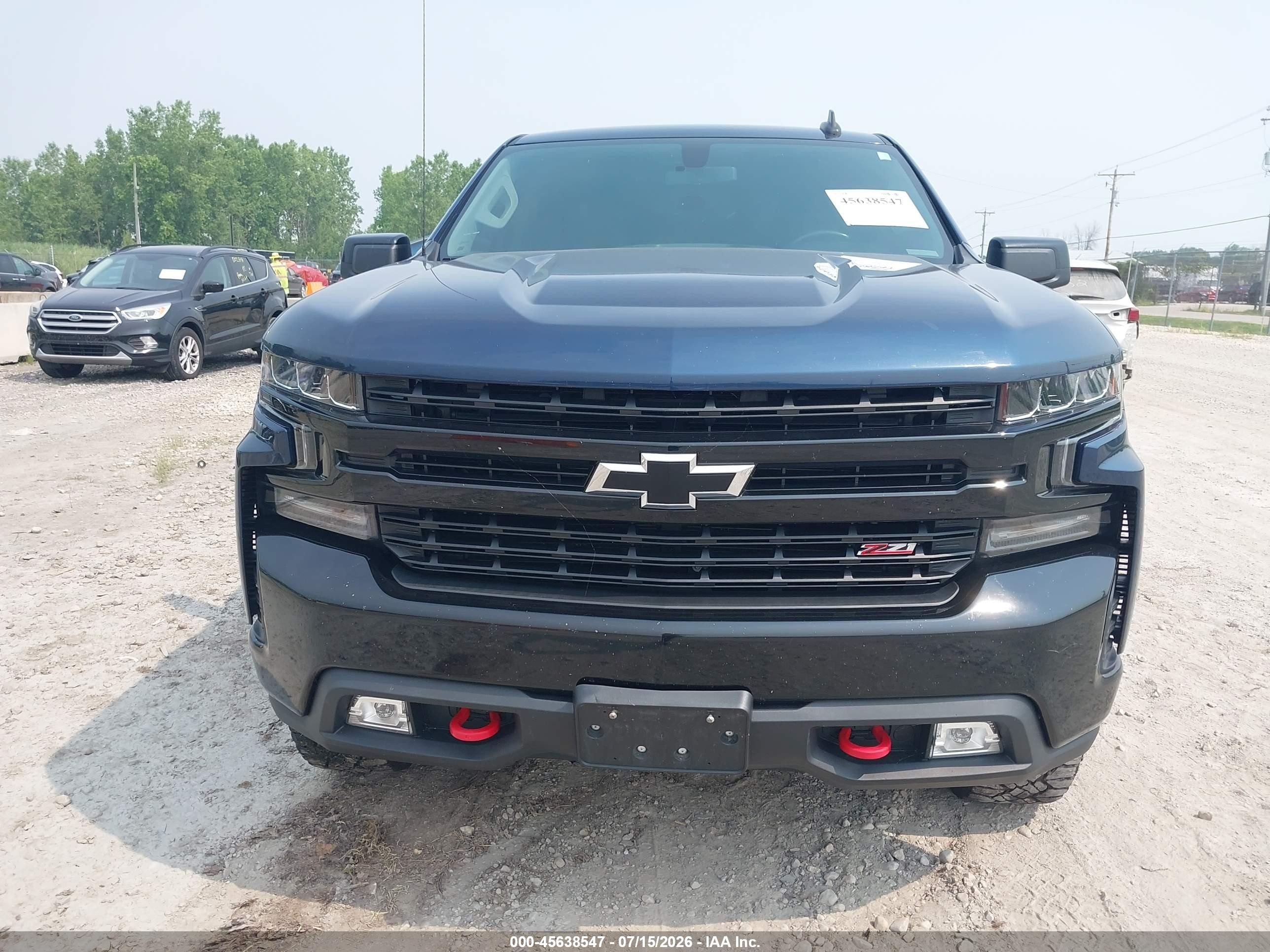 2020 Chevrolet Silverado 1500 4wd  Short Bed Lt Trail Boss Dark Blue vin: 3GCPYFED6LG366759
