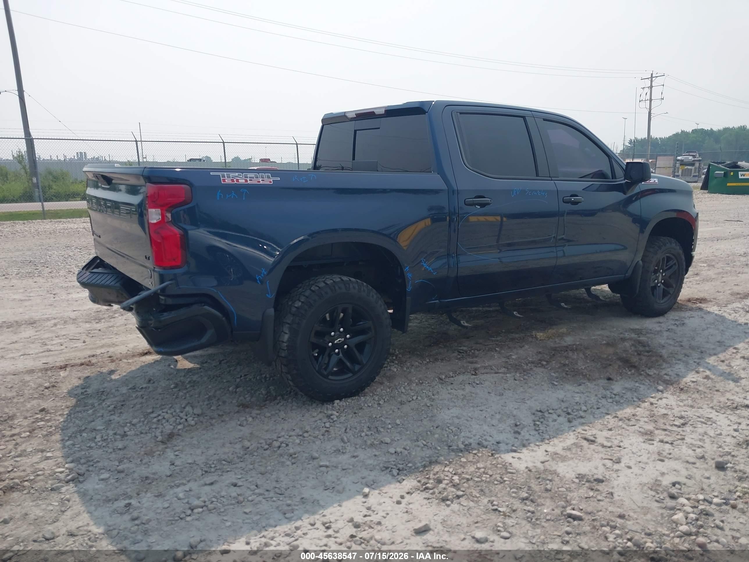 2020 Chevrolet Silverado 1500 4wd  Short Bed Lt Trail Boss Dark Blue vin: 3GCPYFED6LG366759