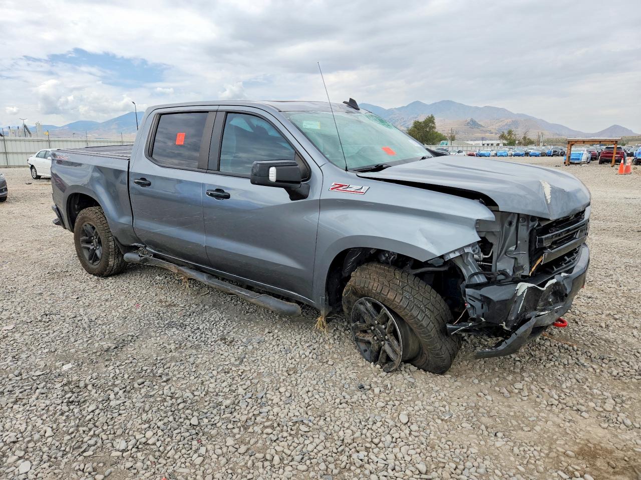 2021 Chevrolet Silverado K1500 Lt Trail Boss Серый vin: 3GCPYFED8MG304099