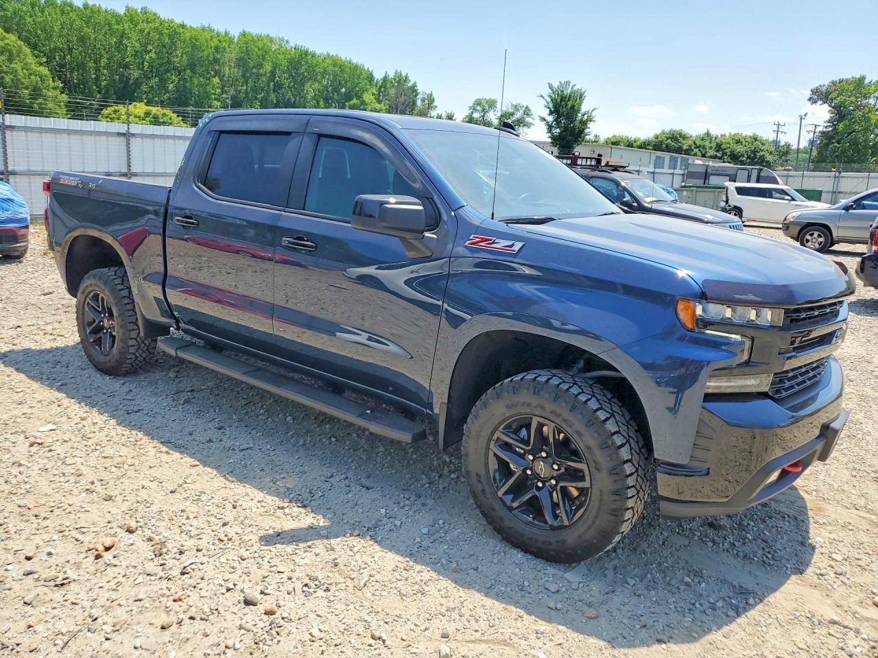 2021 Chevrolet Silverado K1500 Lt Trail Boss Синий vin: 3GCPYFEDXMG394159