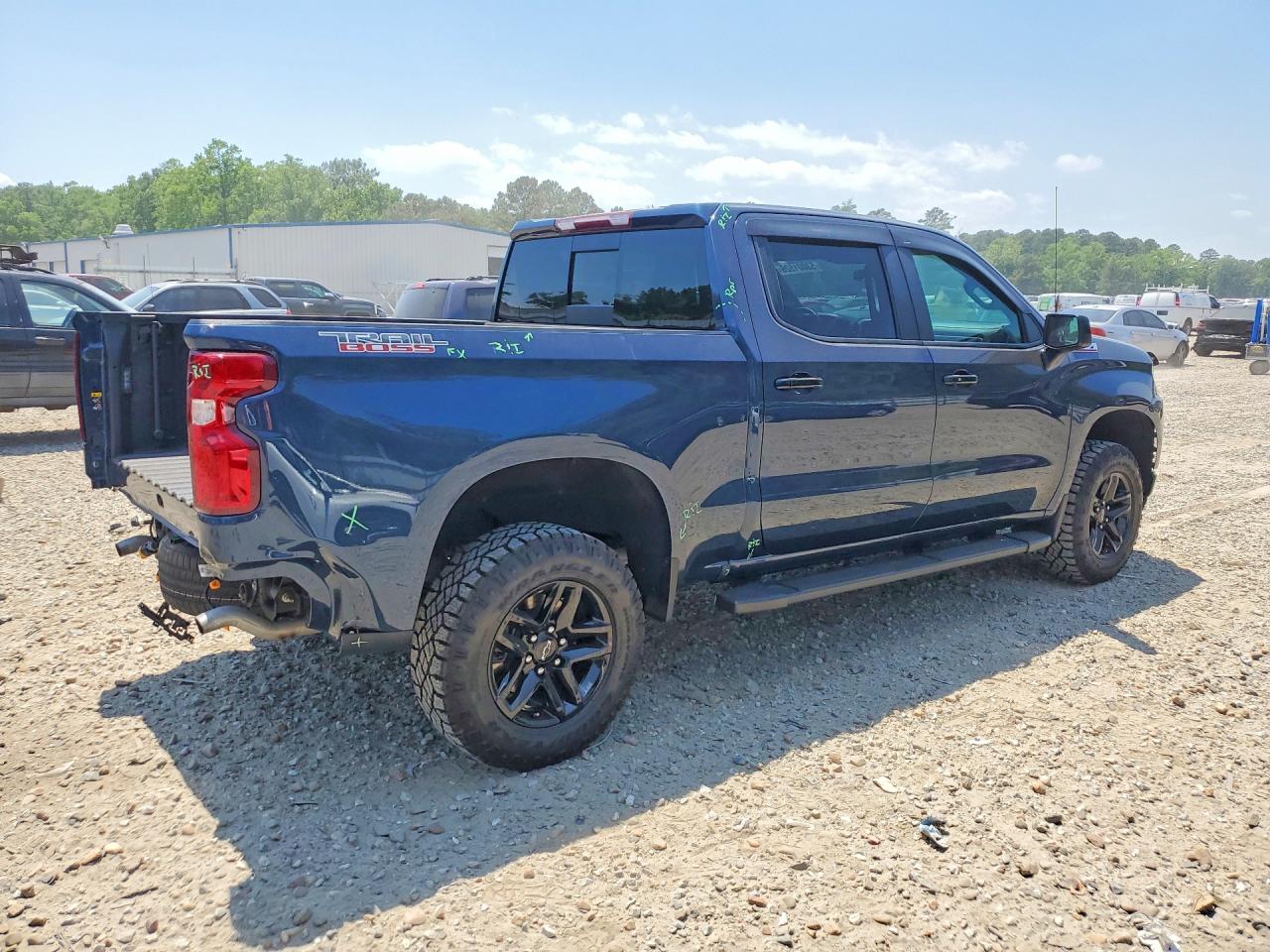 2021 Chevrolet Silverado K1500 Lt Trail Boss Синий vin: 3GCPYFEDXMG394159