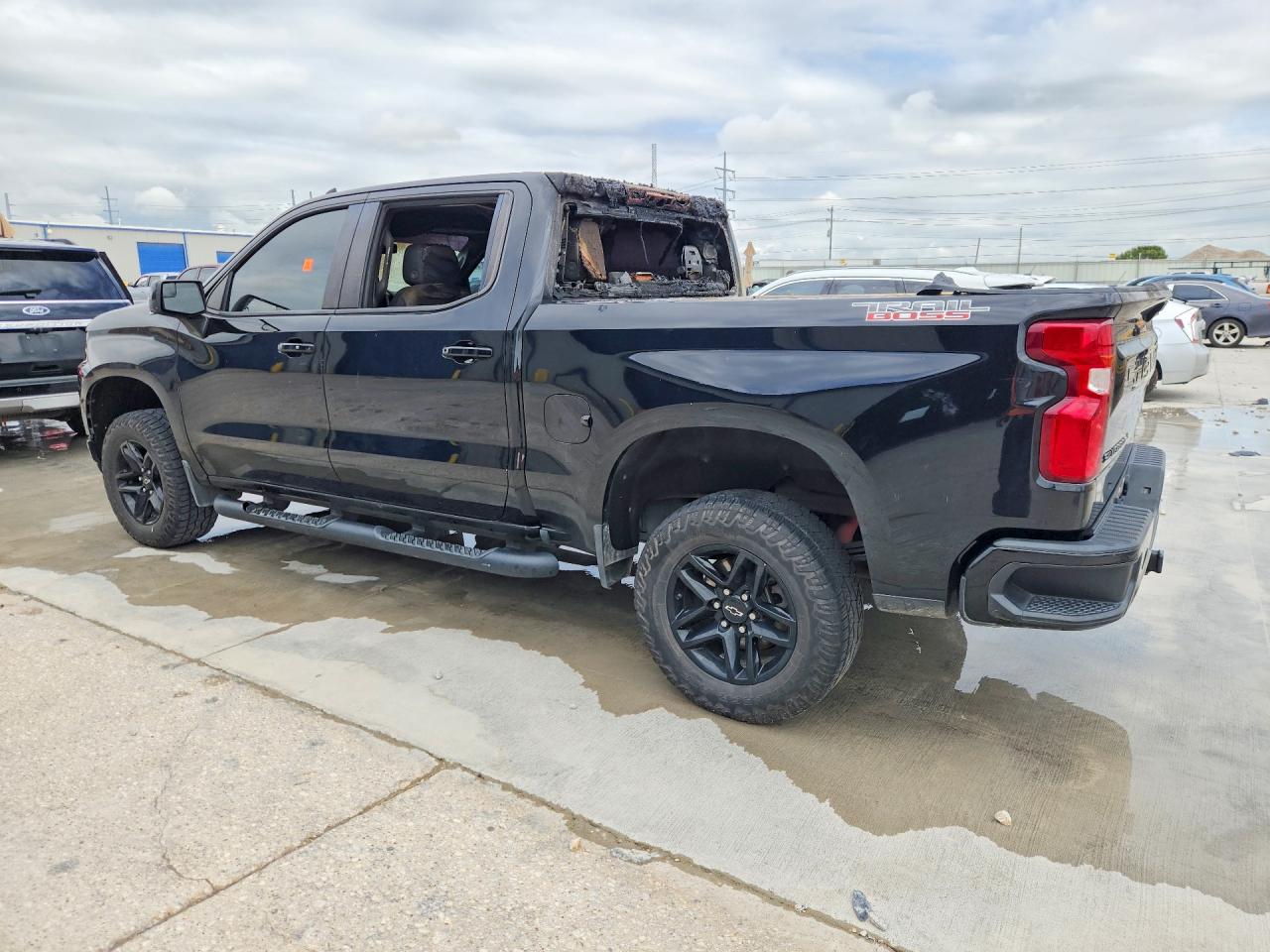 2021 Chevrolet Silverado K1500 Lt Trail Boss Black vin: 3GCPYFEL8MG156818