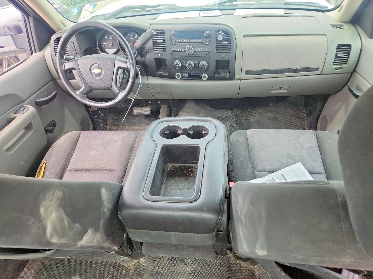 2010 Chevrolet Silverado C1500 White vin: 3GCRCPEA3AG102673