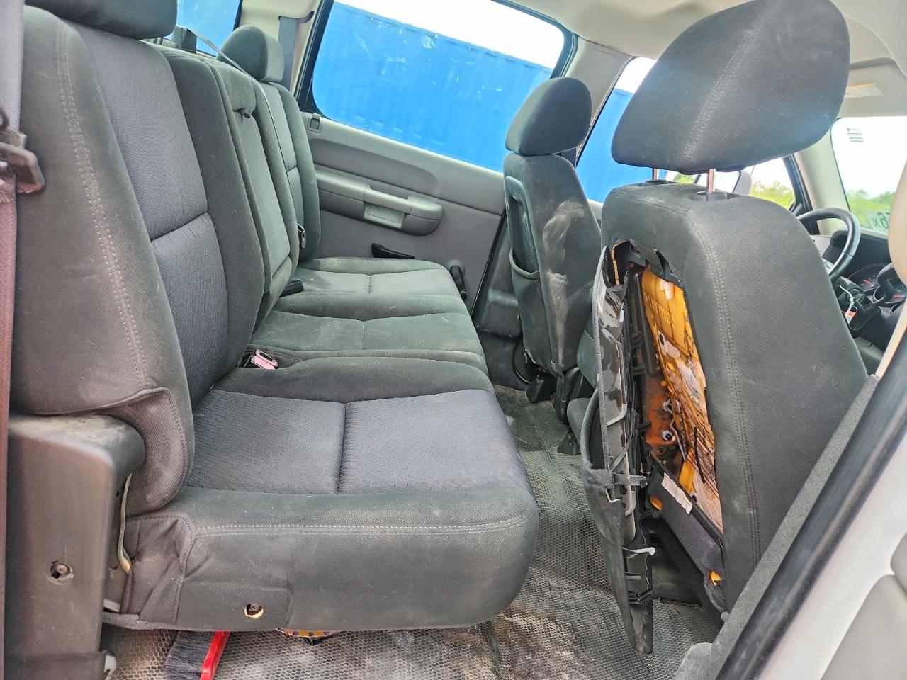 2010 Chevrolet Silverado C1500 White vin: 3GCRCPEA3AG102673