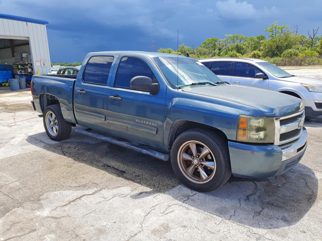 2010 Chevrolet Silverado C1500 Ls Blue vin: 3GCRCREA0AG291889