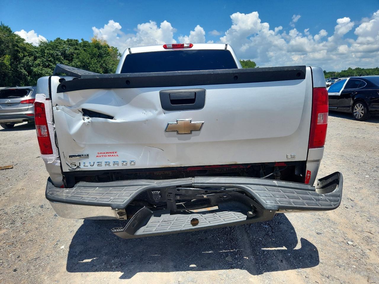 2010 Chevrolet Silverado C1500 Ls Silver vin: 3GCRCREA1AG258657