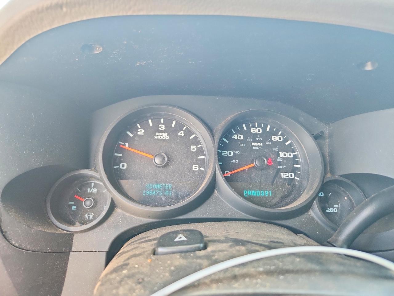 2010 Chevrolet Silverado C1500 Ls Silver vin: 3GCRCREA1AG258657