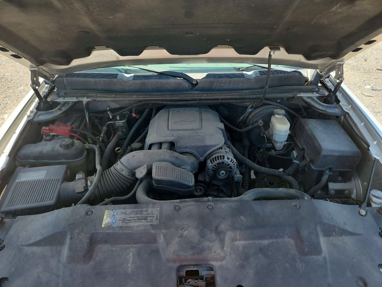 2010 Chevrolet Silverado C1500 Ls Silver vin: 3GCRCREA1AG258657