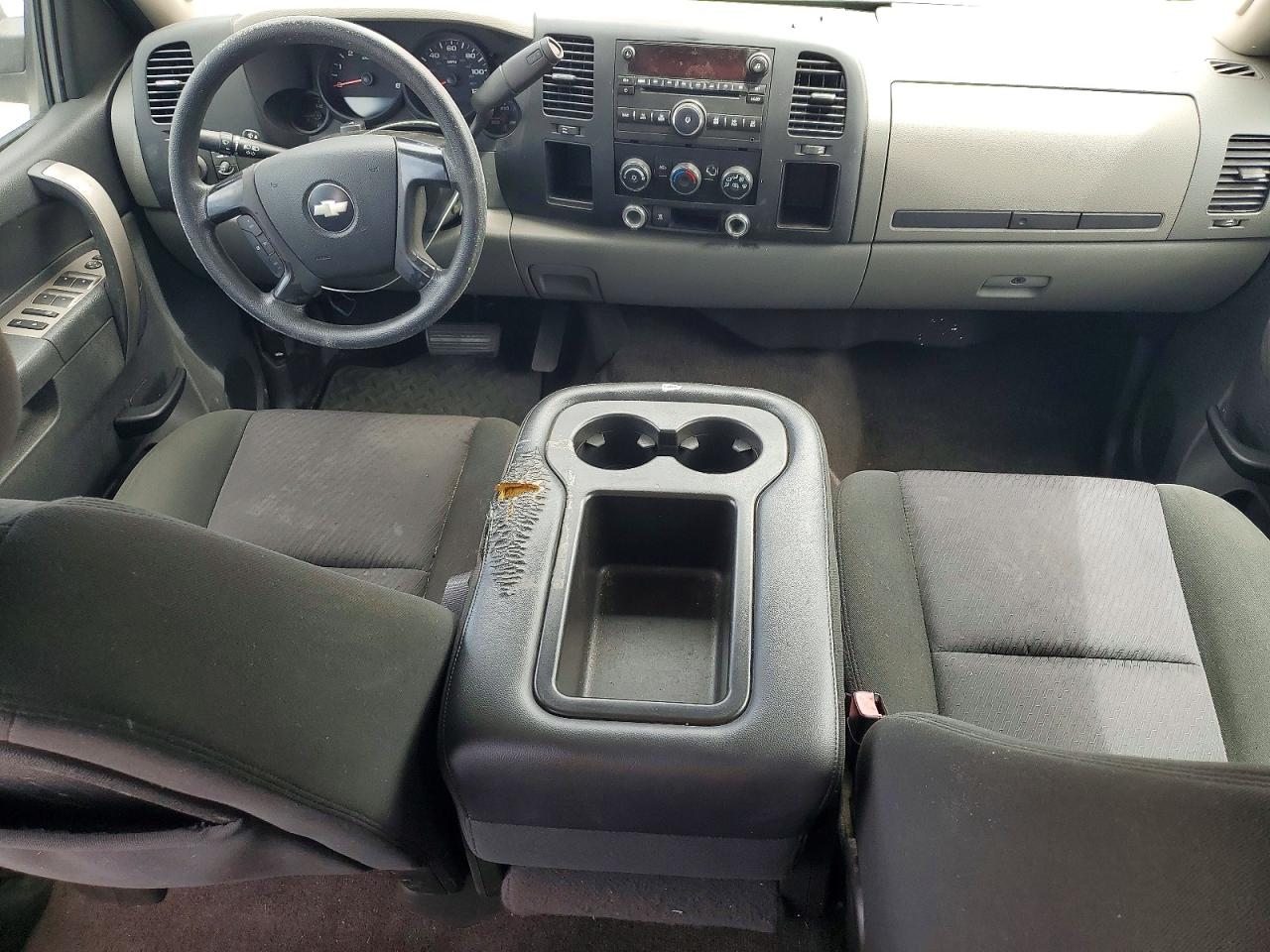 2010 Chevrolet Silverado C1500 Ls Silver vin: 3GCRCREA5AG118014