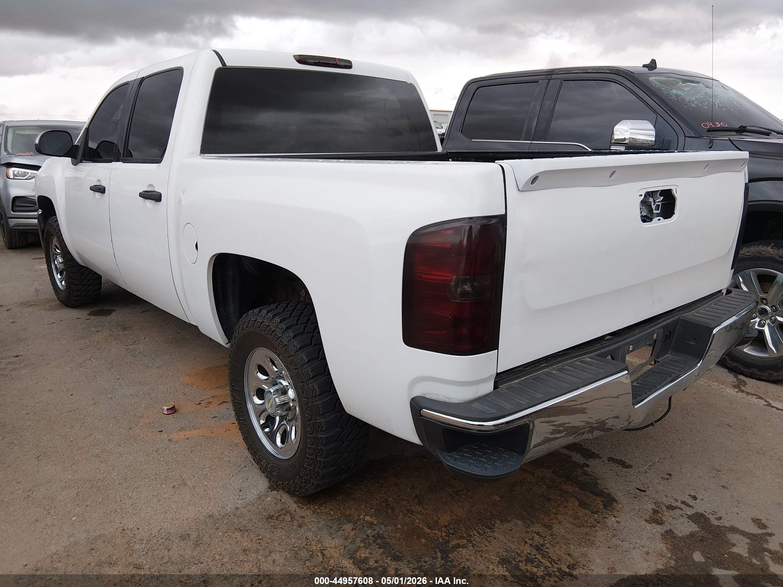 2010 Chevrolet Silverado 1500 Ls Белый vin: 3GCRCREA8AG179079