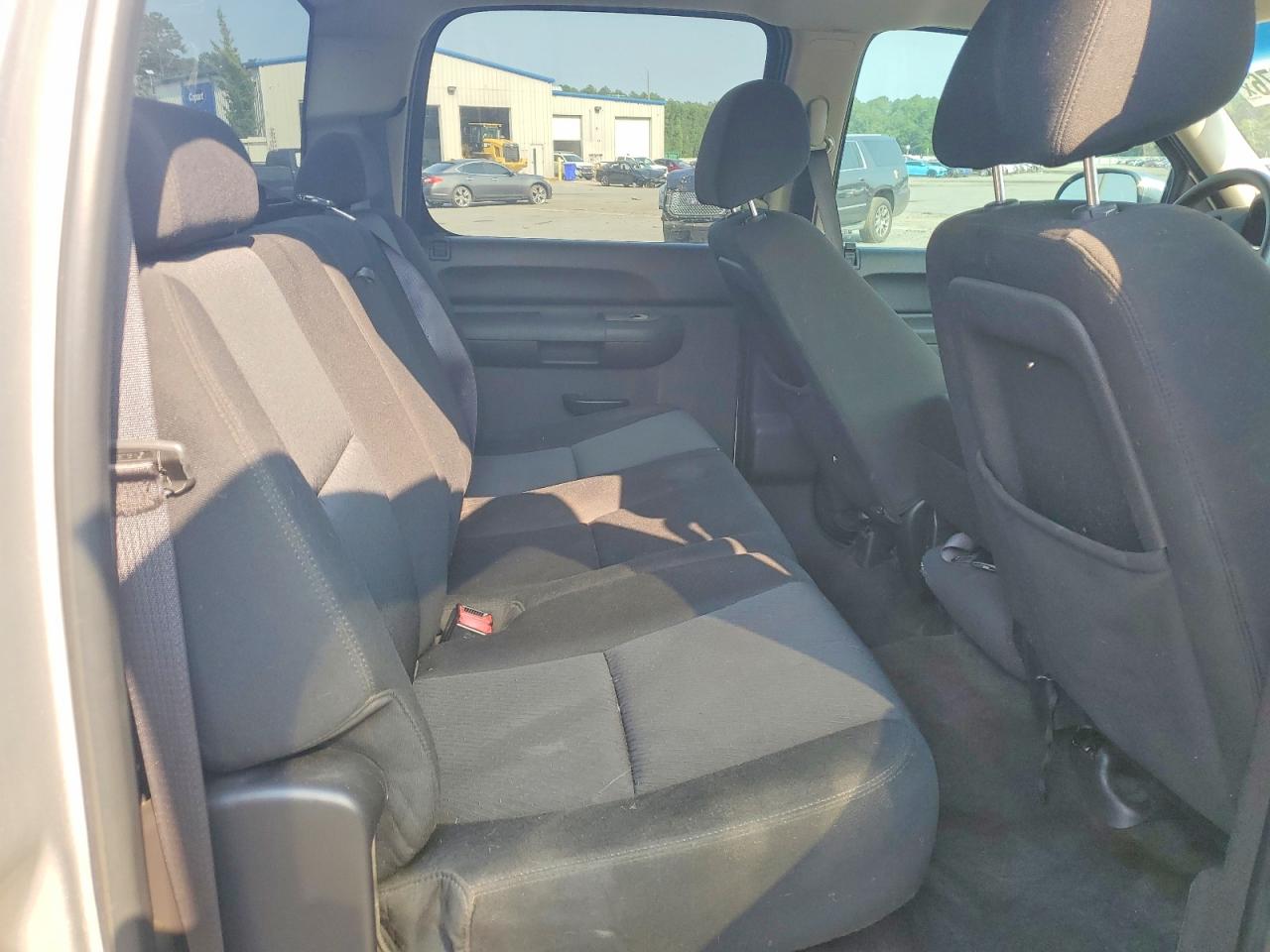 2010 Chevrolet Silverado C1500 Ls Silver vin: 3GCRCREA8AG202148