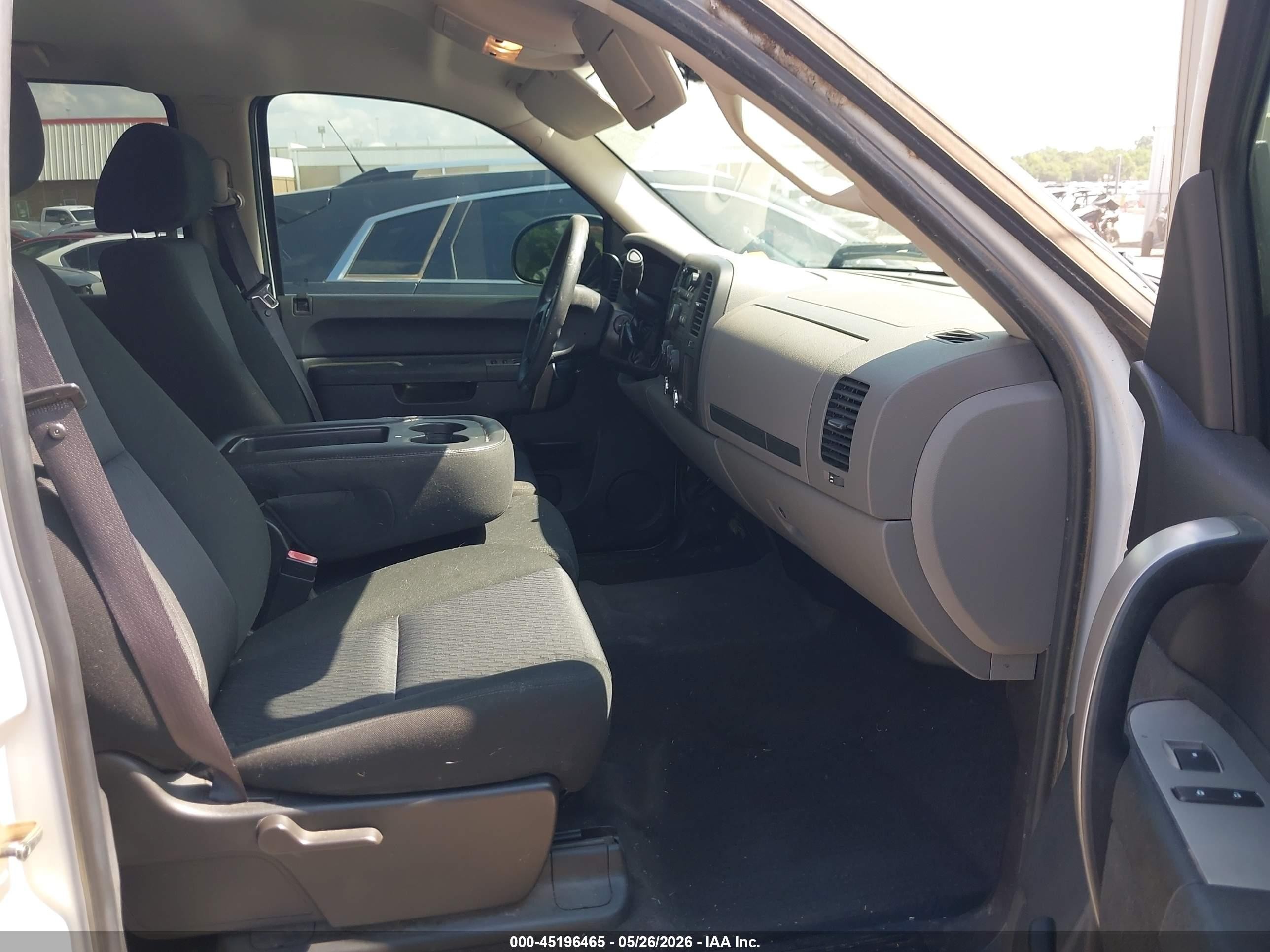2010 Chevrolet Silverado 1500 Ls White vin: 3GCRCREA8AG203610