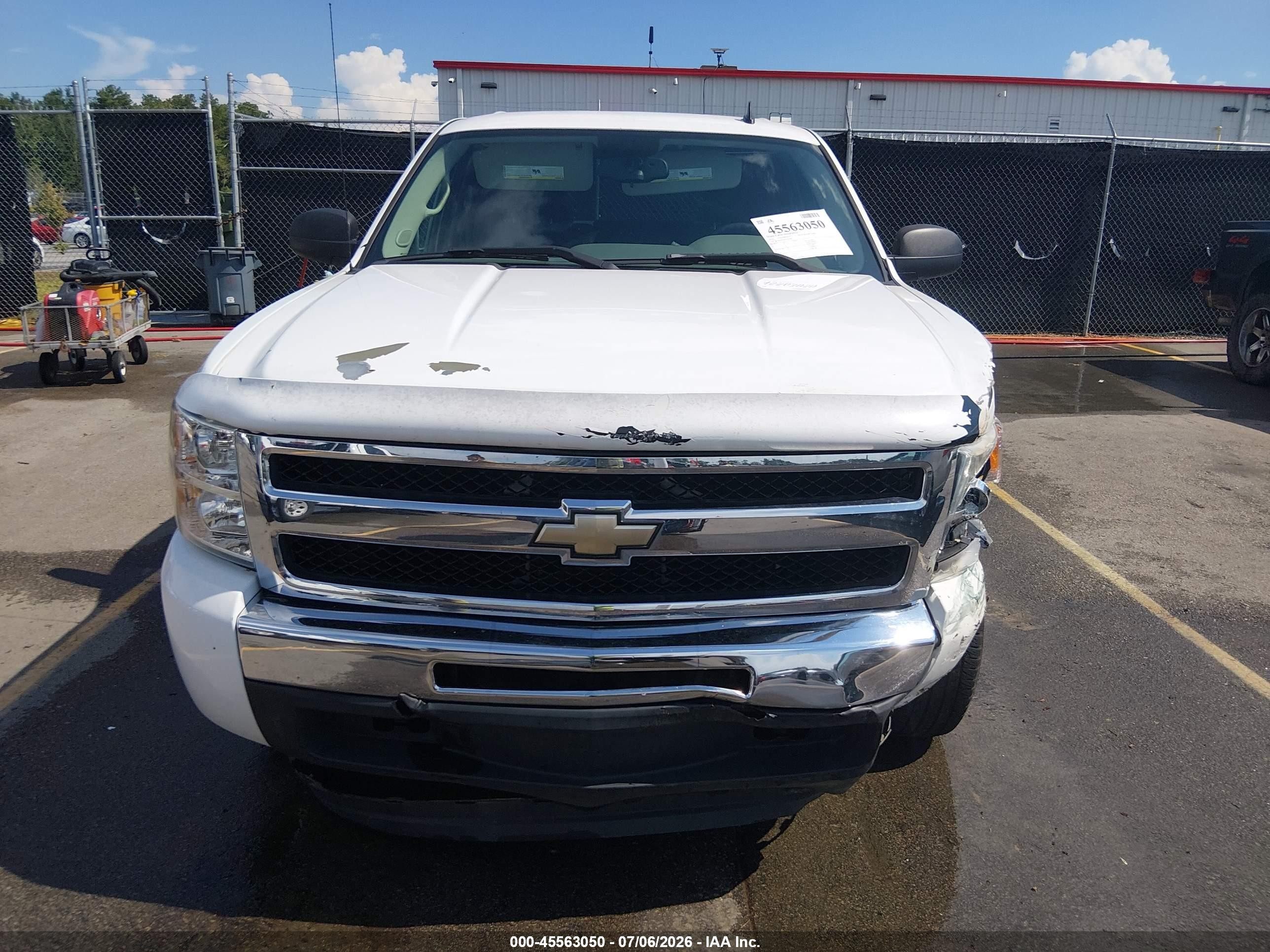 2010 Chevrolet Silverado 1500 Ls Белый vin: 3GCRCREA8AG244786
