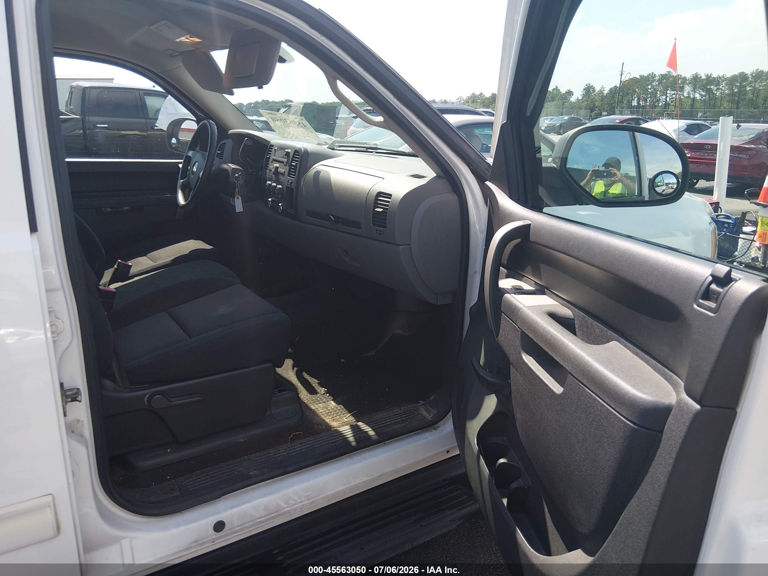 2010 Chevrolet Silverado 1500 Ls Белый vin: 3GCRCREA8AG244786