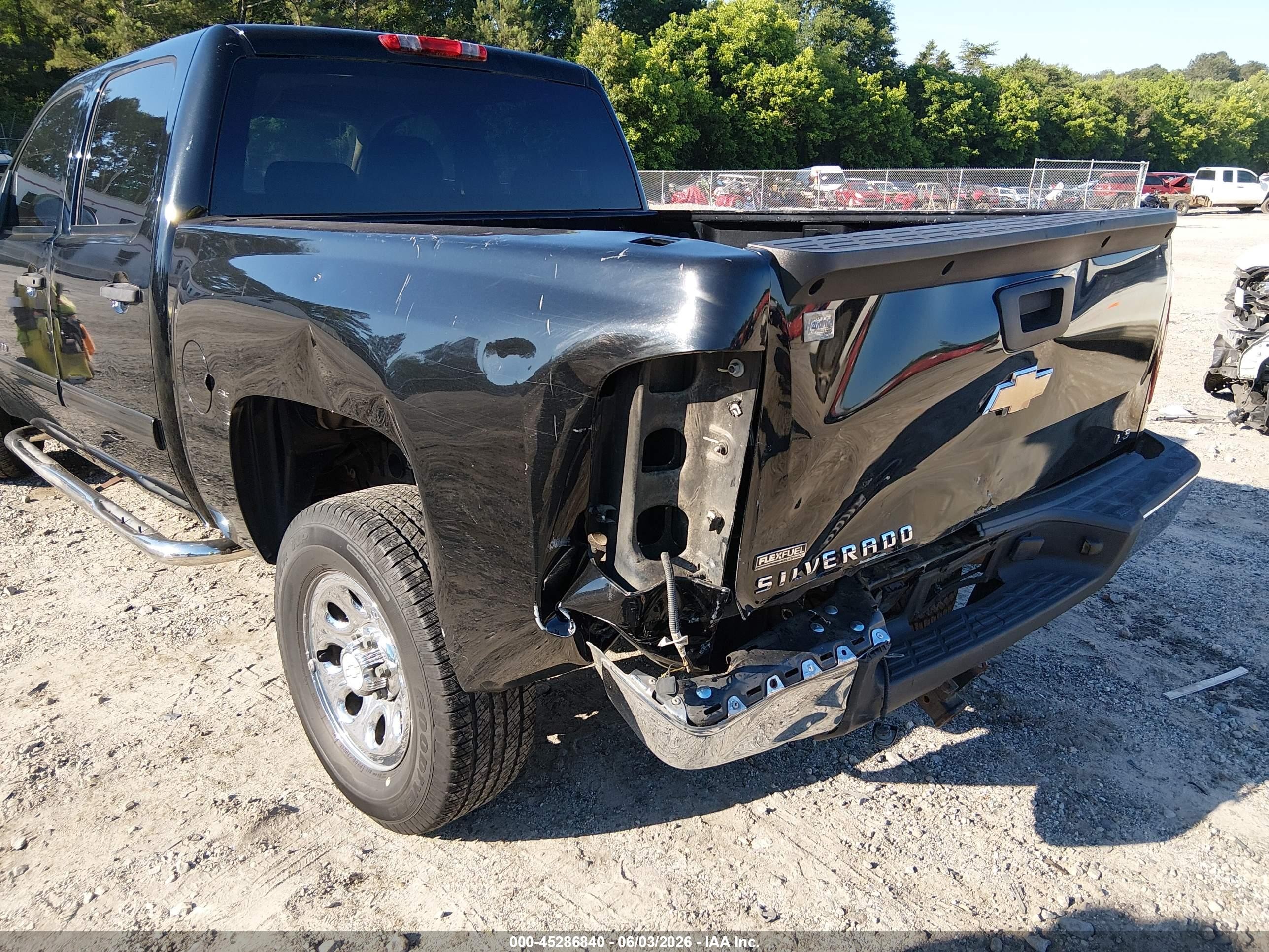2010 Chevrolet Silverado 1500 Ls Black vin: 3GCRCREA9AG145183