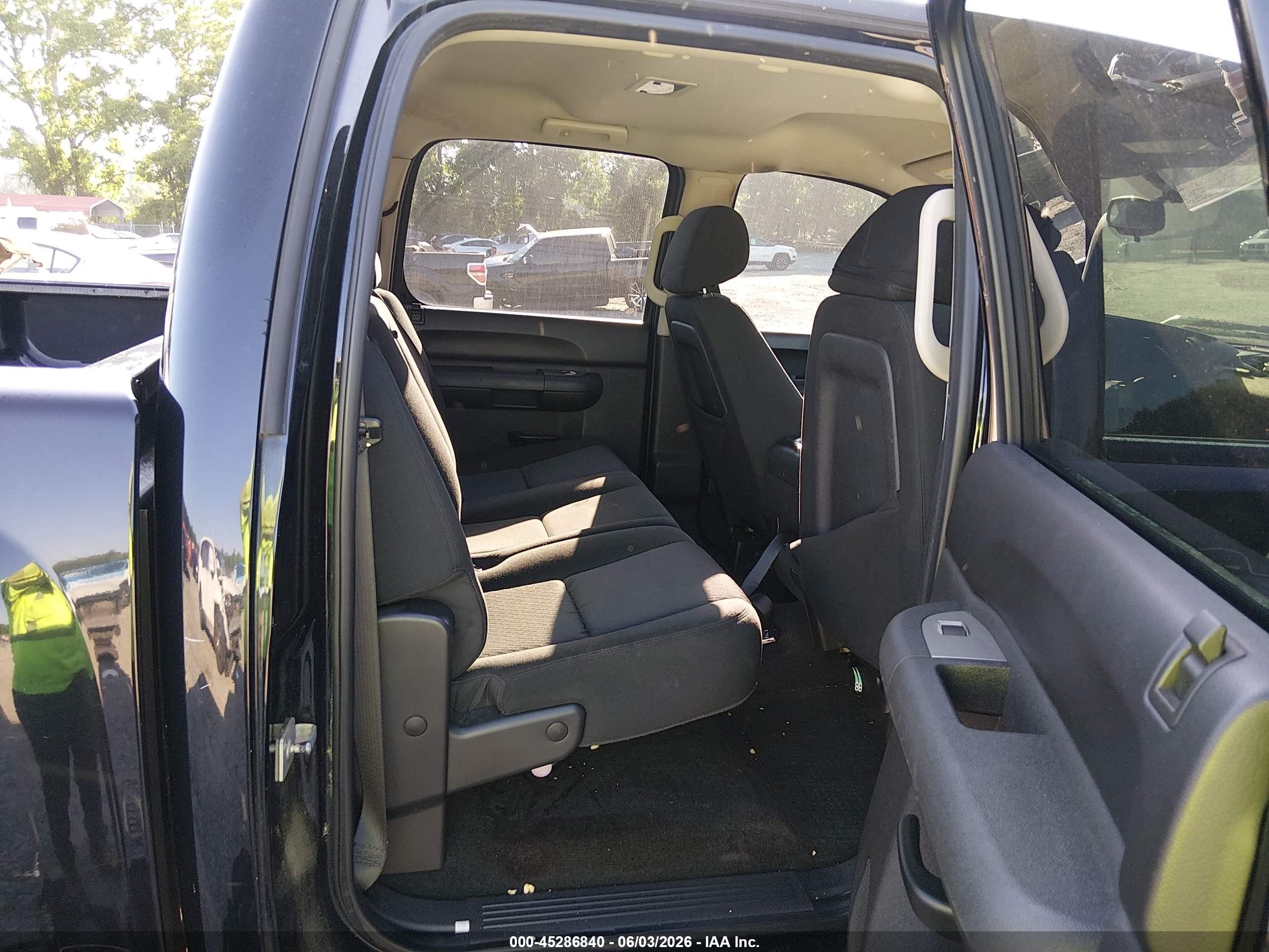 2010 Chevrolet Silverado 1500 Ls Black vin: 3GCRCREA9AG145183