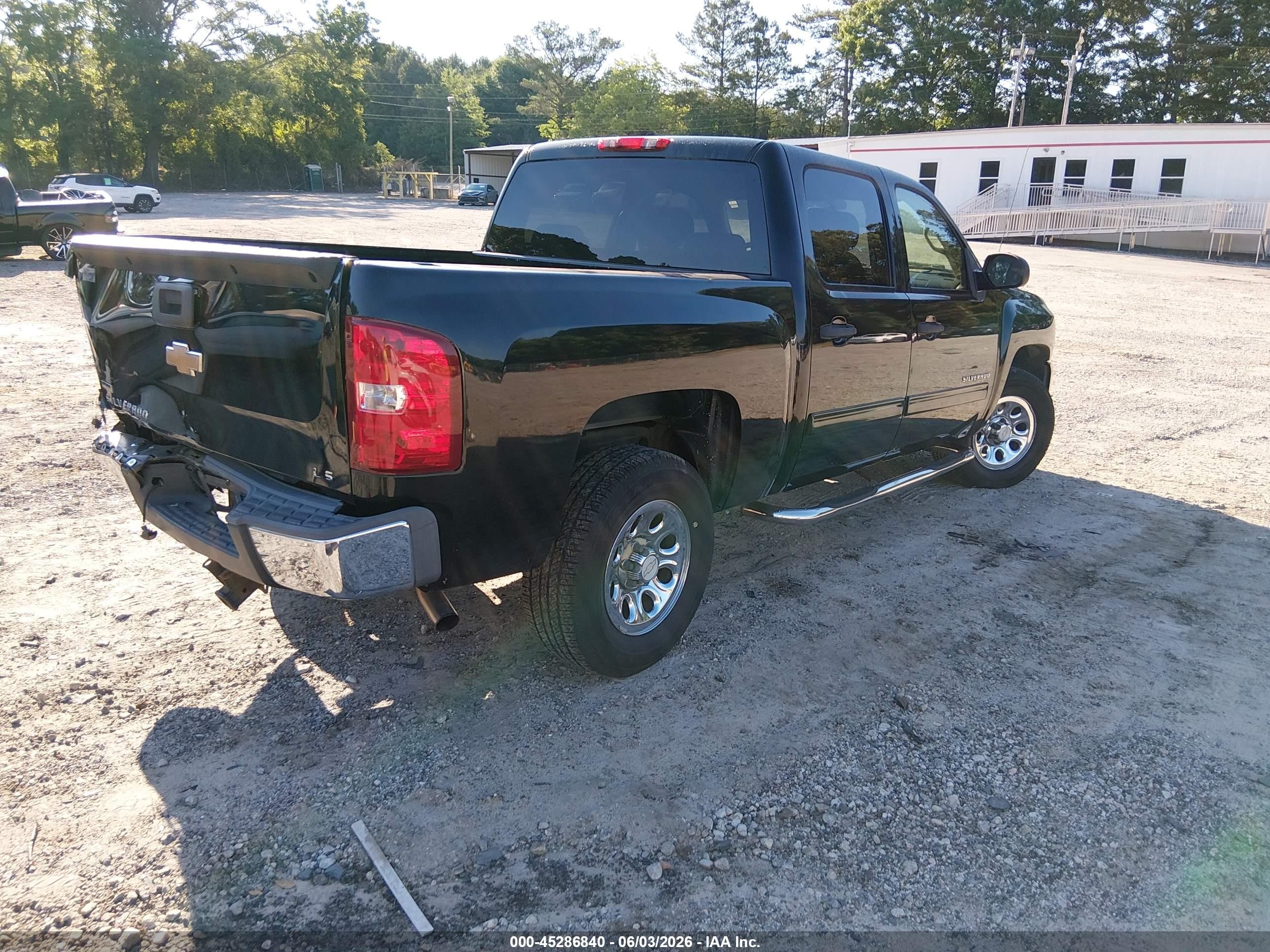 2010 Chevrolet Silverado 1500 Ls Black vin: 3GCRCREA9AG145183