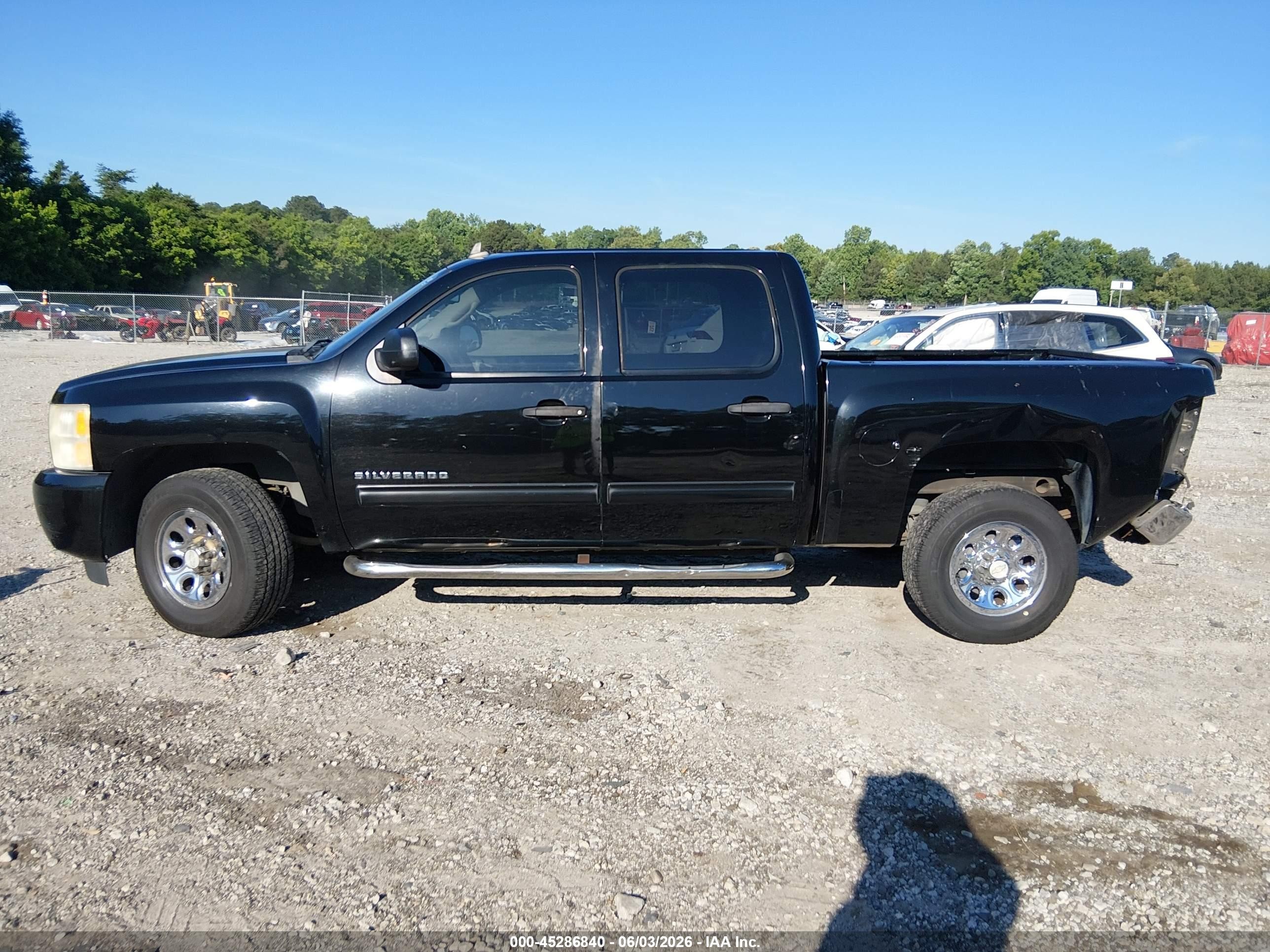 2010 Chevrolet Silverado 1500 Ls Black vin: 3GCRCREA9AG145183