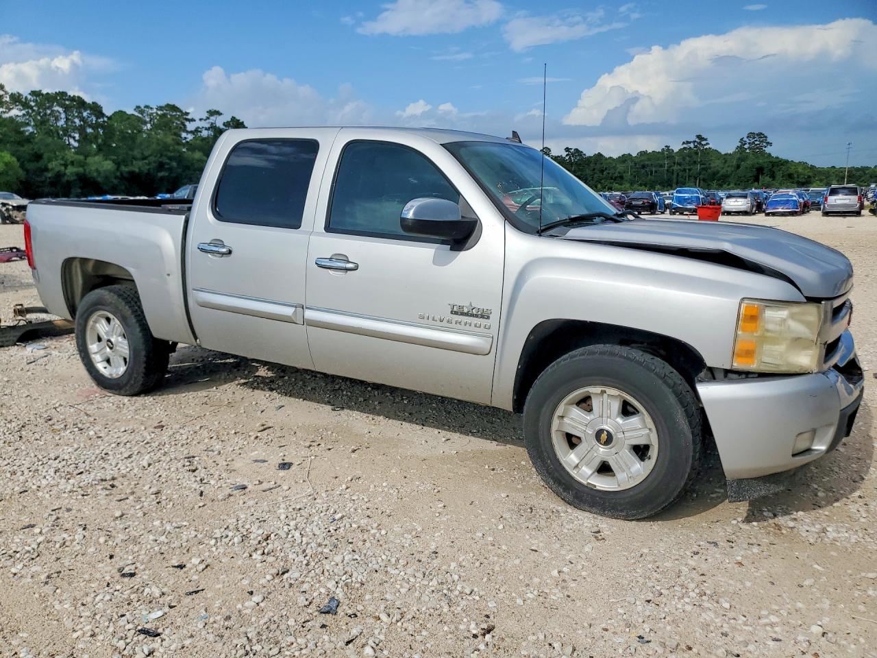2010 Chevrolet Silverado C1500 Lt Silver vin: 3GCRCSE03AG223083