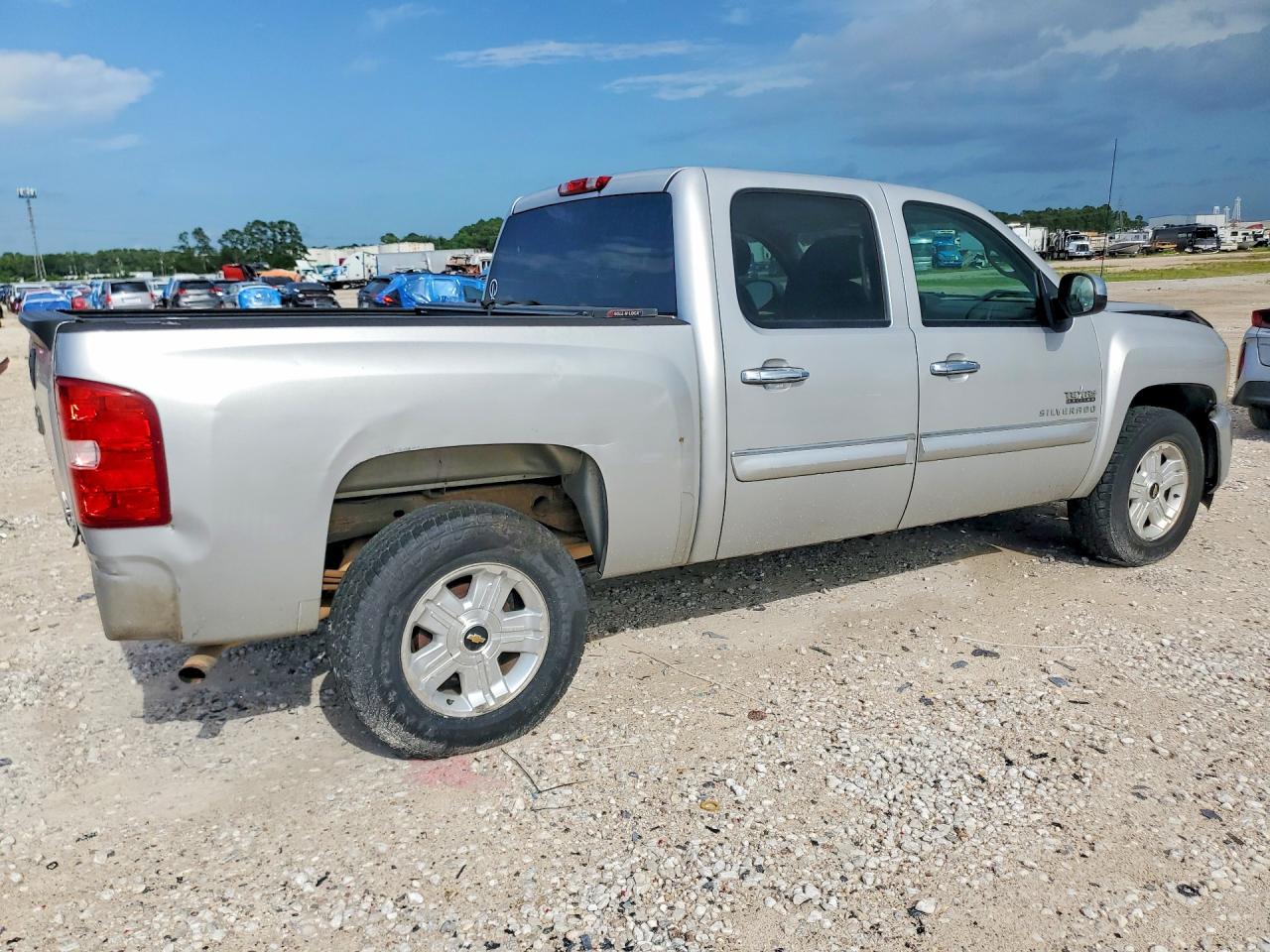 2010 Chevrolet Silverado C1500 Lt Silver vin: 3GCRCSE03AG223083