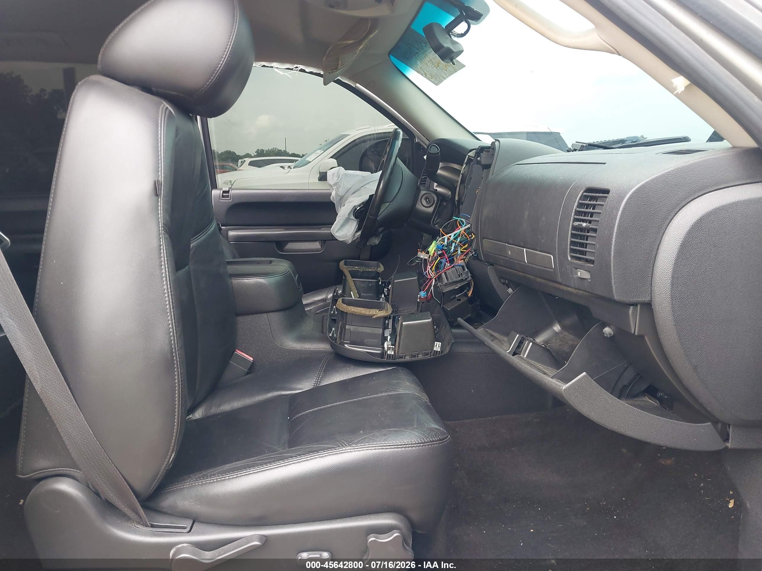 2010 Chevrolet Silverado 1500 Lt Silver vin: 3GCRCSE05AG263603