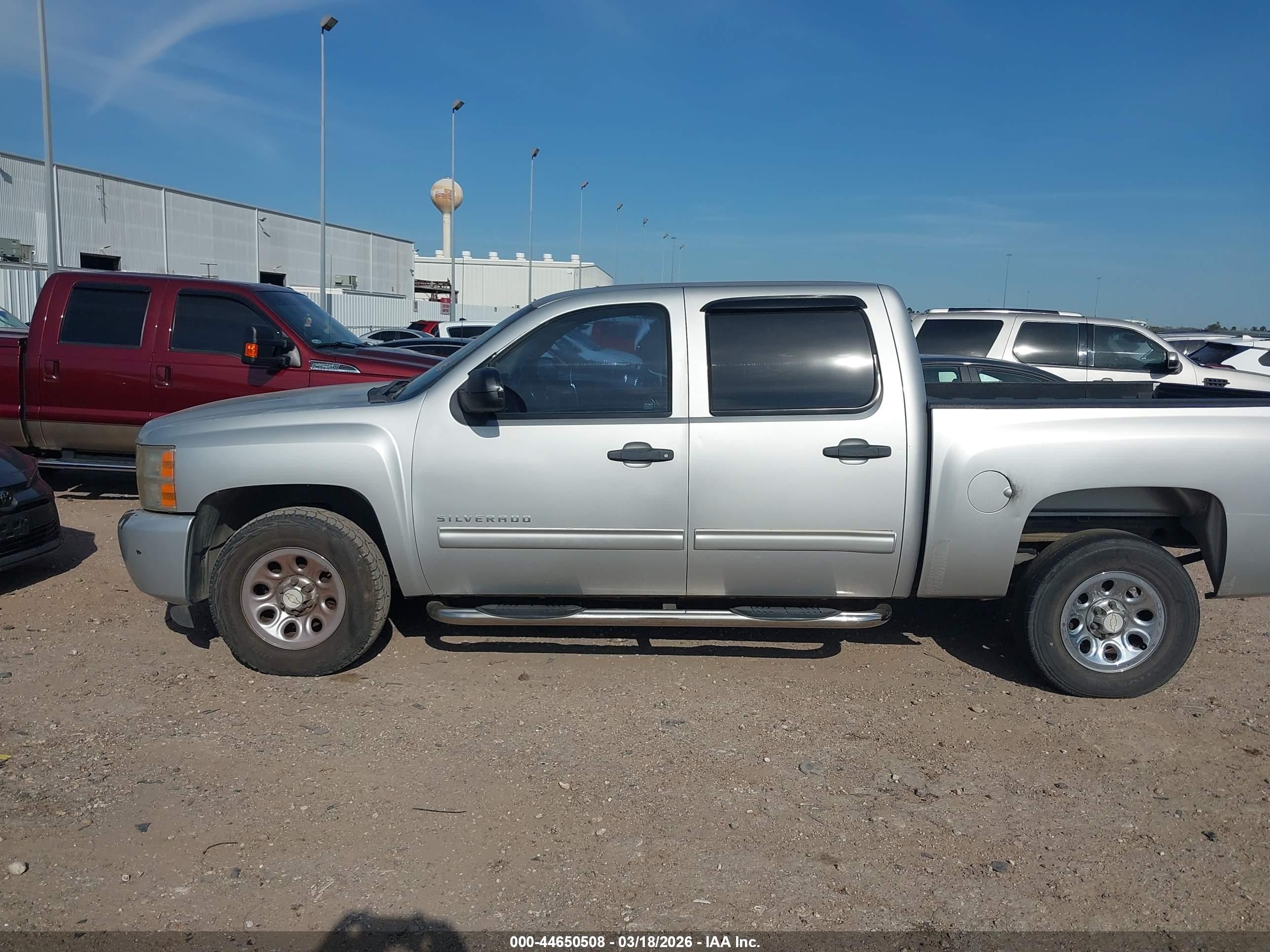 2010 Chevrolet Silverado 1500 Lt Серебряный vin: 3GCRCSEA1AG209059