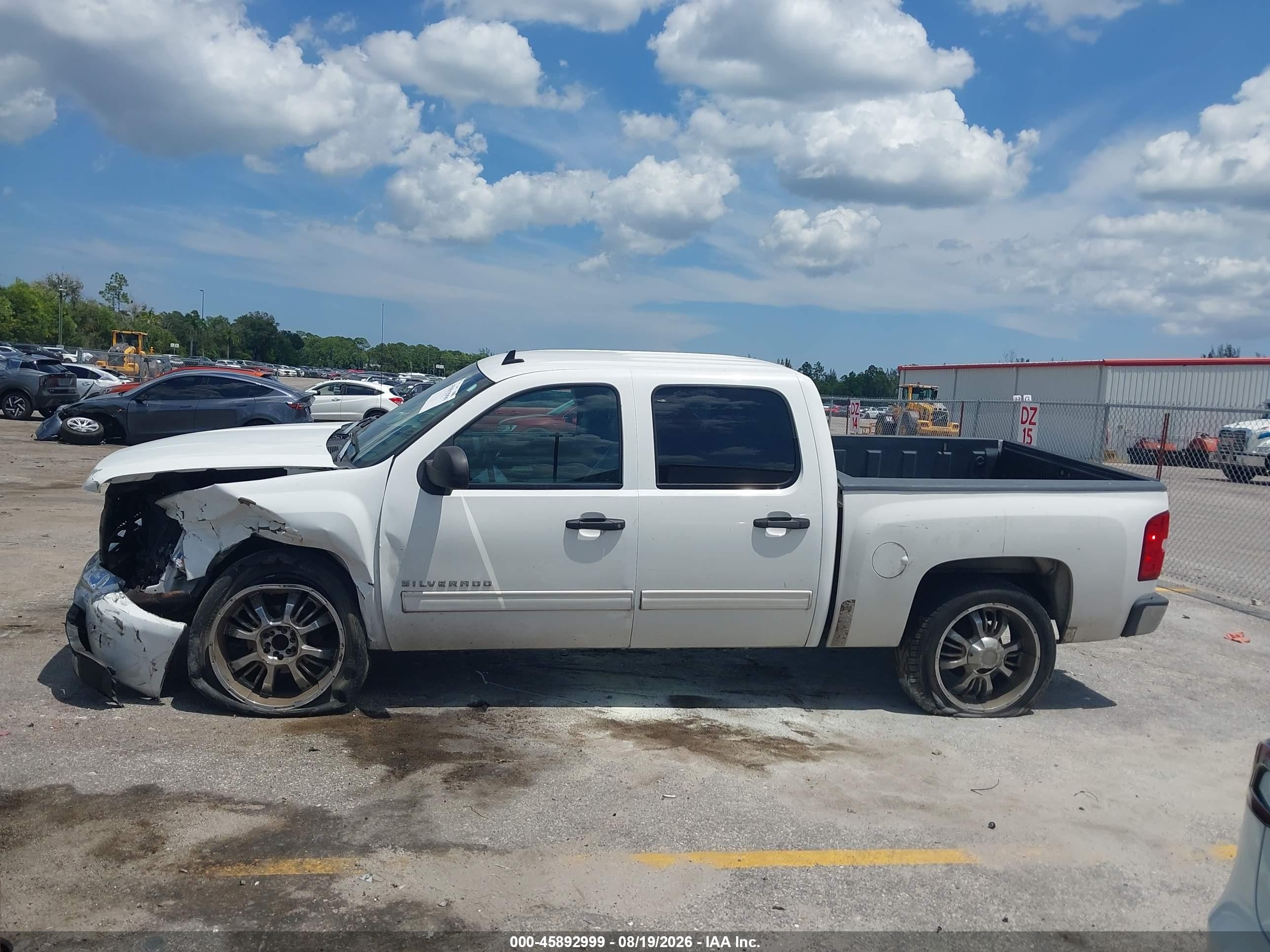 2010 Chevrolet Silverado 1500 Lt White vin: 3GCRCSEA3AG109853