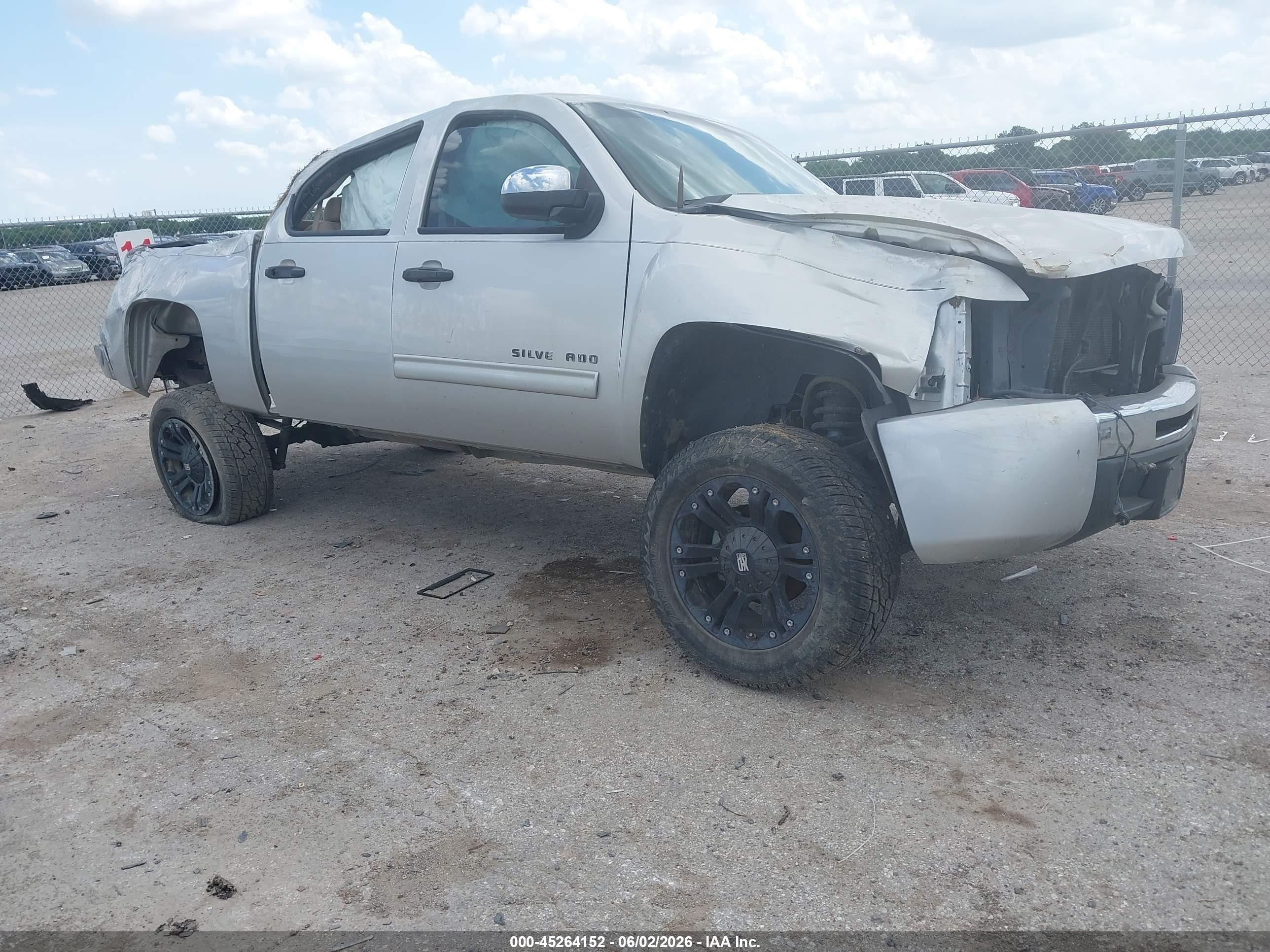 2010 Chevrolet Silverado 1500 Lt Silver vin: 3GCRCSEA7AG179467