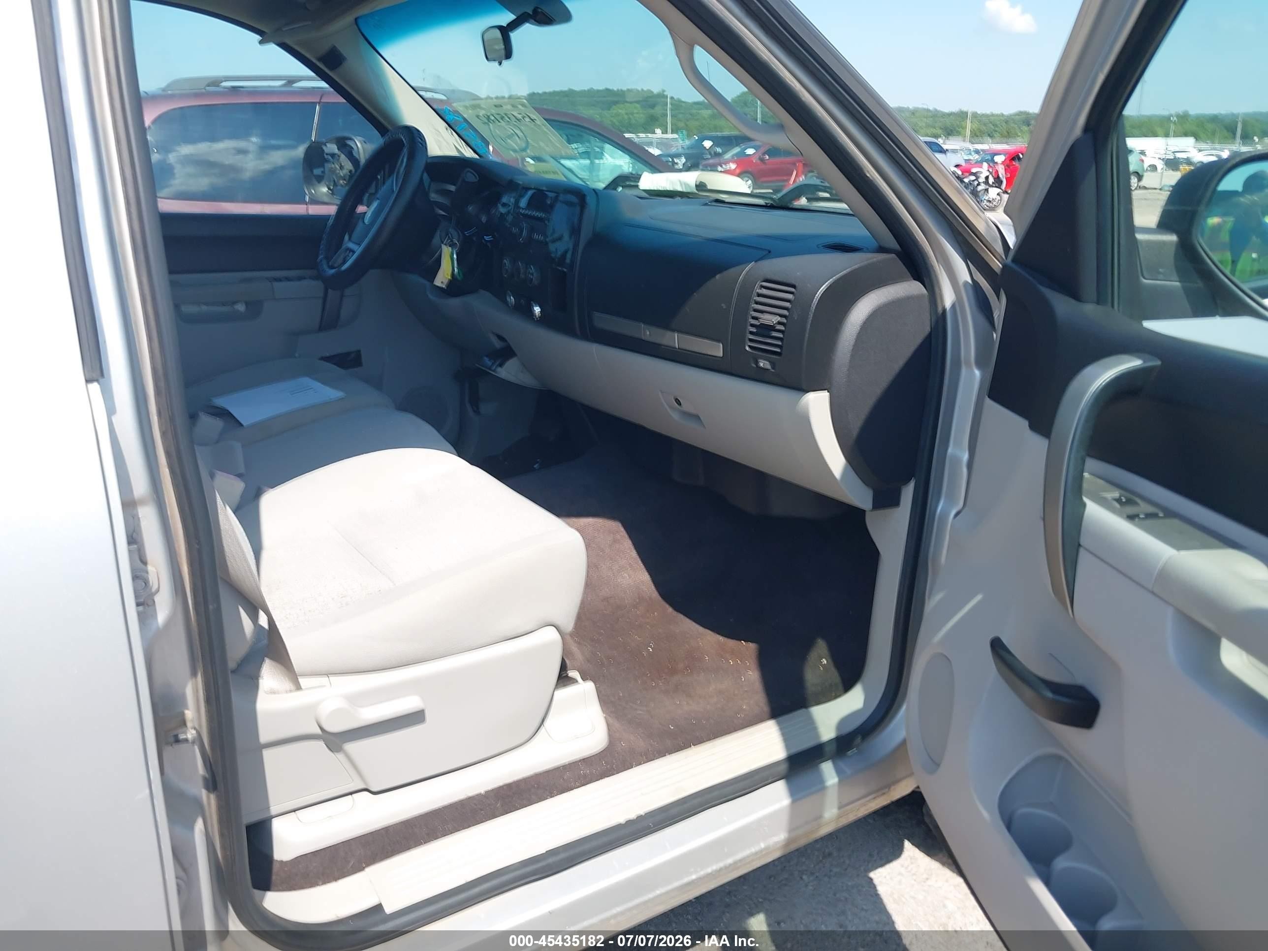 2010 Chevrolet Silverado 1500 Lt Silver vin: 3GCRCSEA8AG205168