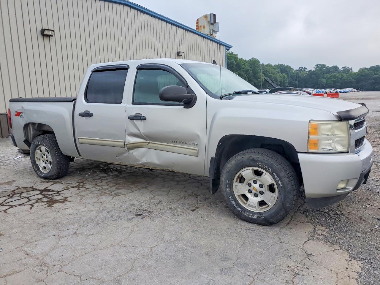 2010 Chevrolet Silverado K1500 Lt Silver vin: 3GCRKSE32AG103160