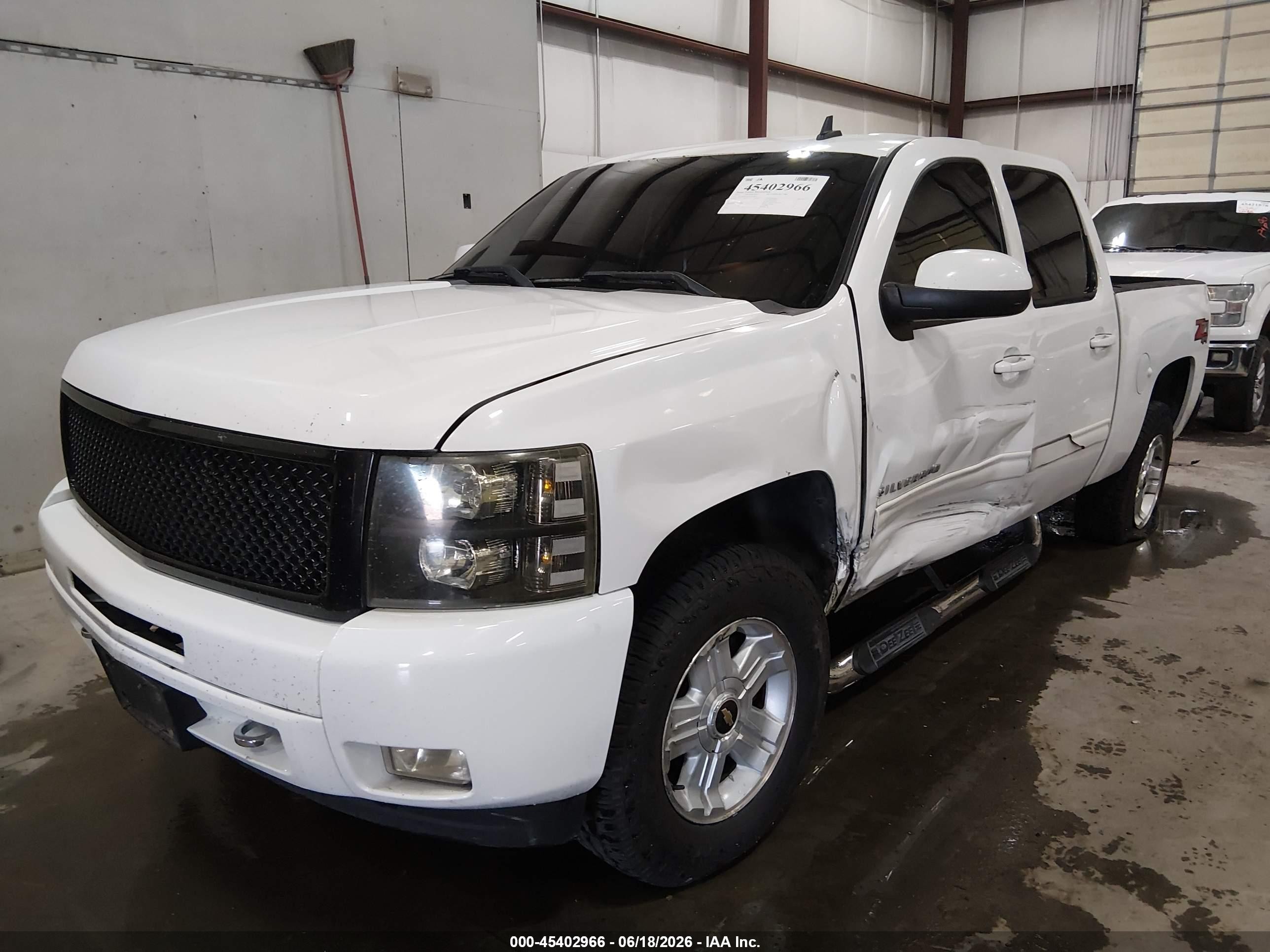 2010 Chevrolet Silverado 1500 Lt White vin: 3GCRKSE3XAG165941