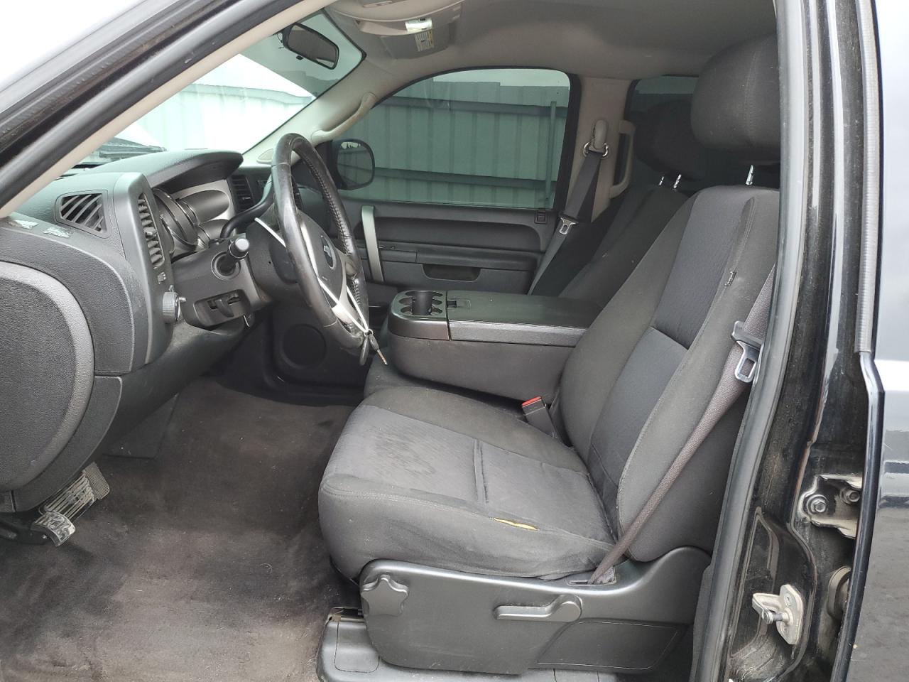 2010 Chevrolet Silverado K1500 Lt Black vin: 3GCRKSEAXAG129309 Damage: Left Front Seat Cushion, Torn, 4 To 5 Inches