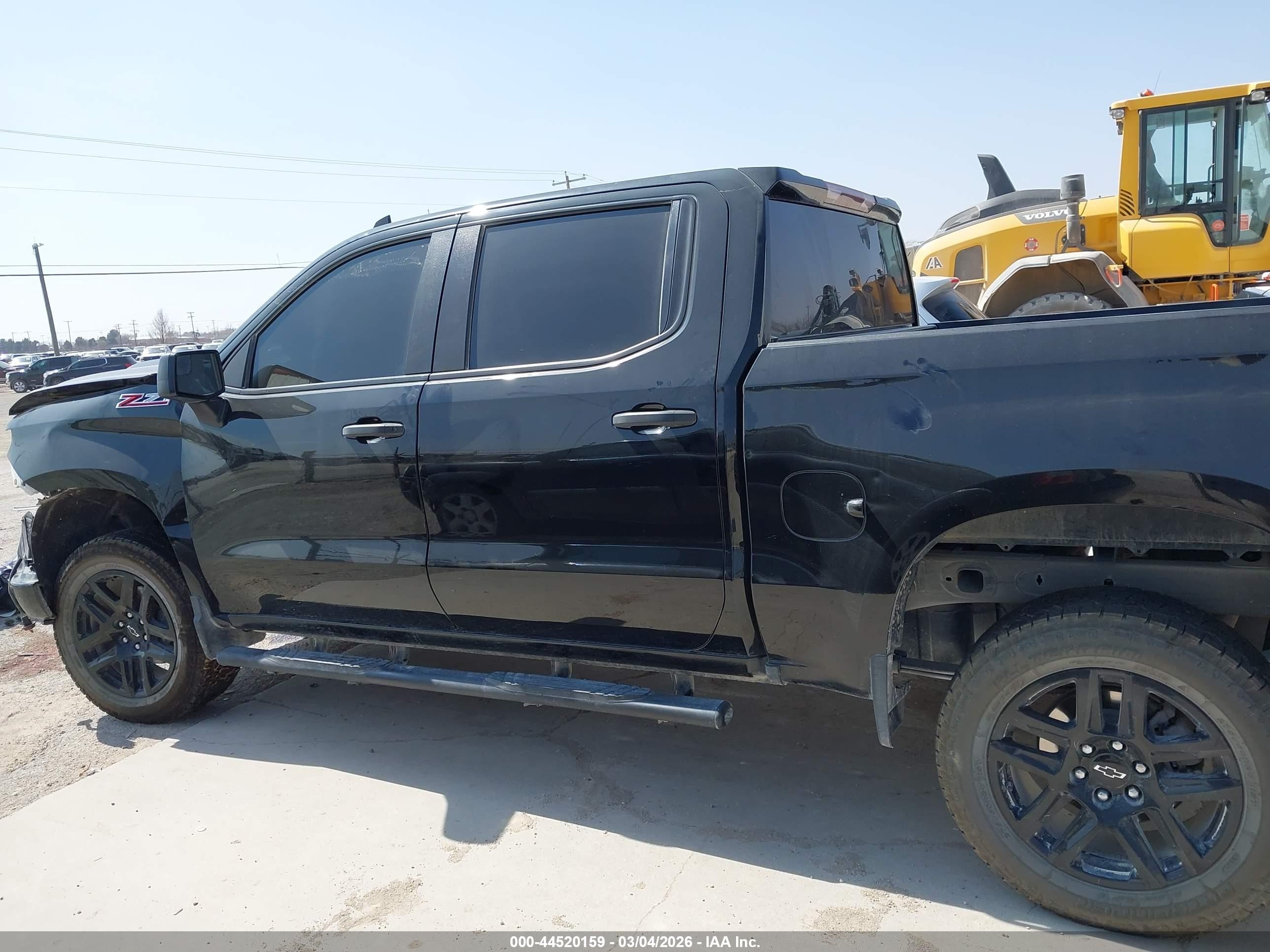 2023 Chevrolet Silverado 1500   Black vin: 3GCUDCED0PG235216