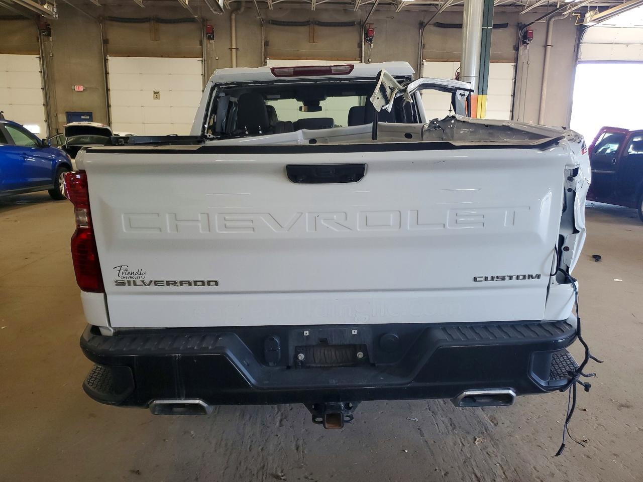 2024 Chevrolet Silverado K1500 Trail Boss Custom White vin: 3GCUDCEDXRG155246