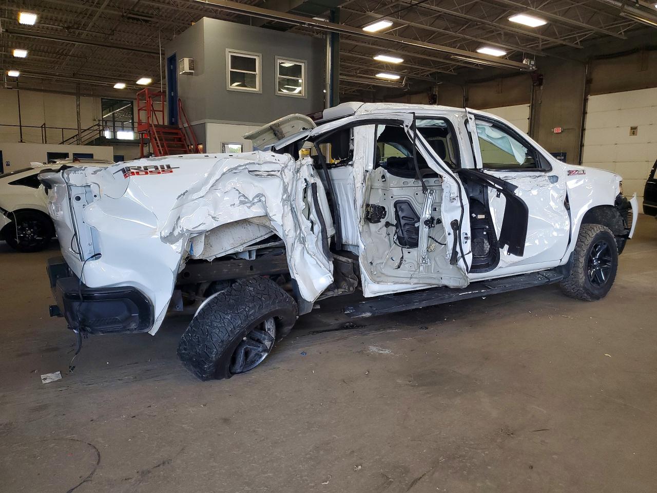 2024 Chevrolet Silverado K1500 Trail Boss Custom White vin: 3GCUDCEDXRG155246