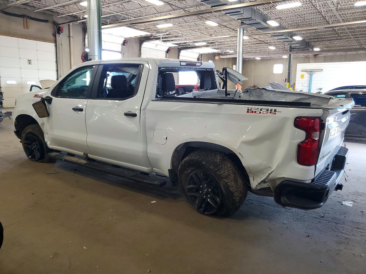 2024 Chevrolet Silverado K1500 Trail Boss Custom White vin: 3GCUDCEDXRG155246