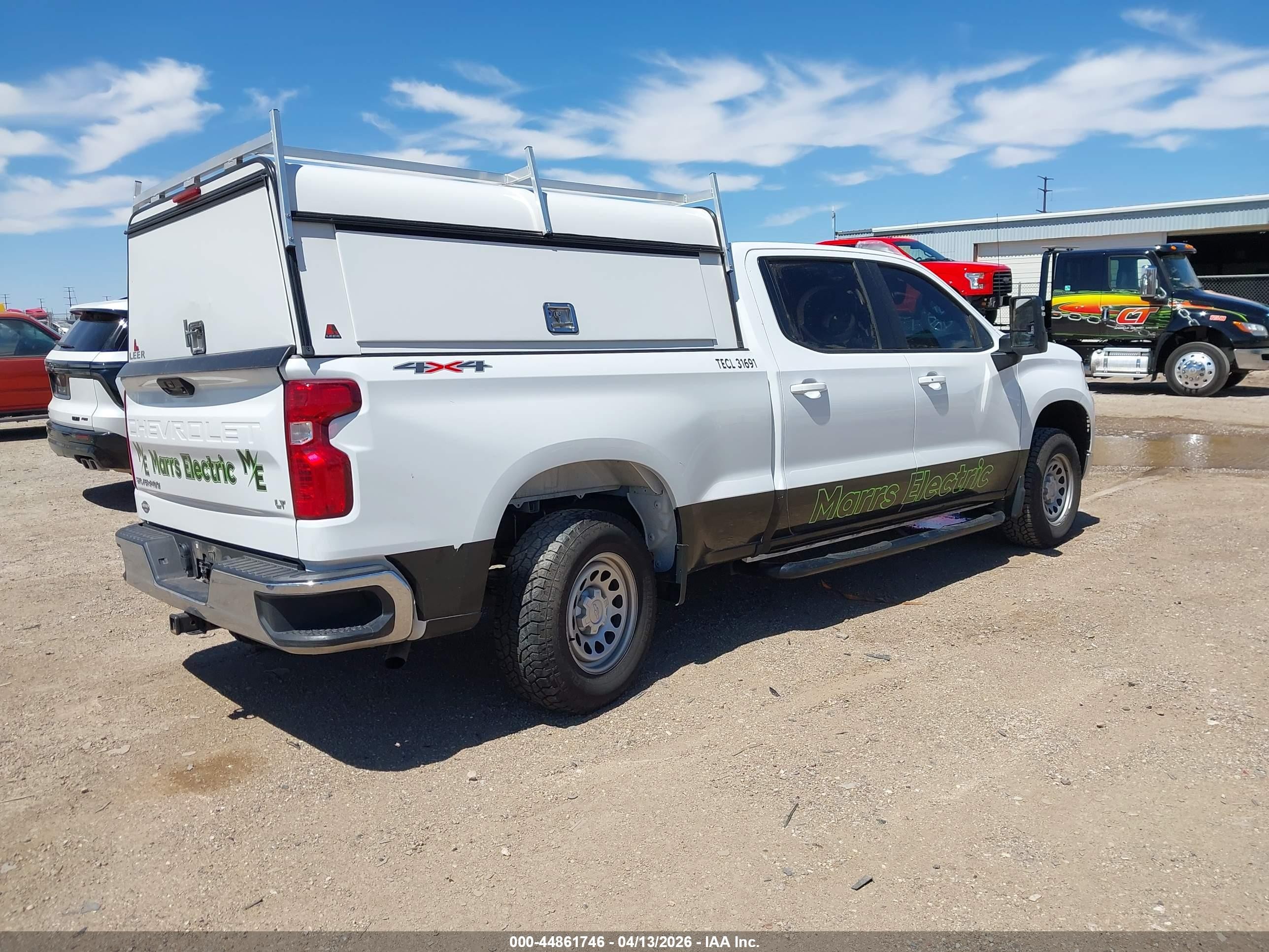 2023 Chevrolet Silverado 1500 4wd  Standard Bed Lt White vin: 3GCUDDED1PG325769
