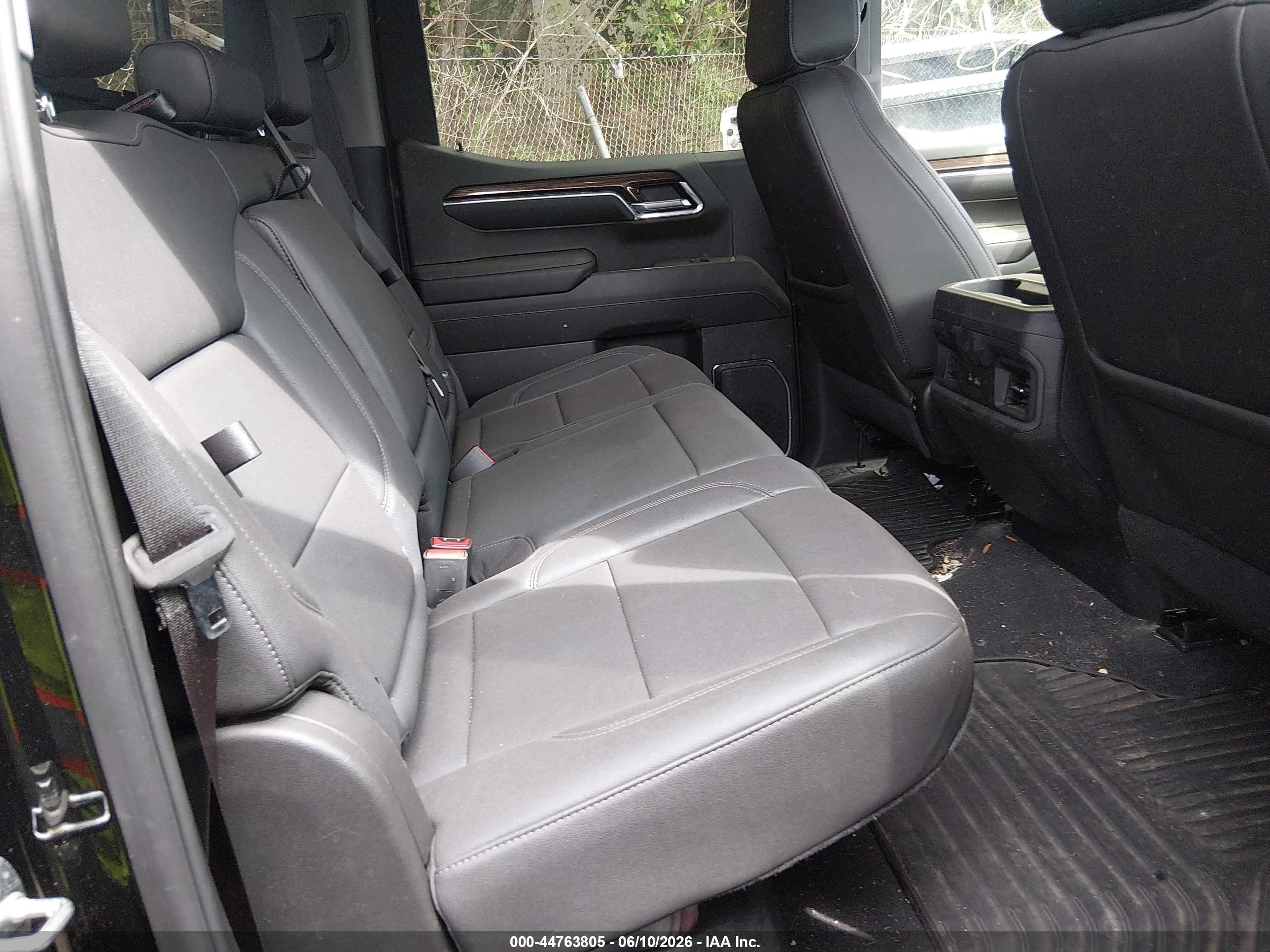 2024 Chevrolet Silverado 1500 4wd  Short Bed Rst Black vin: 3GCUDEED6RG206866