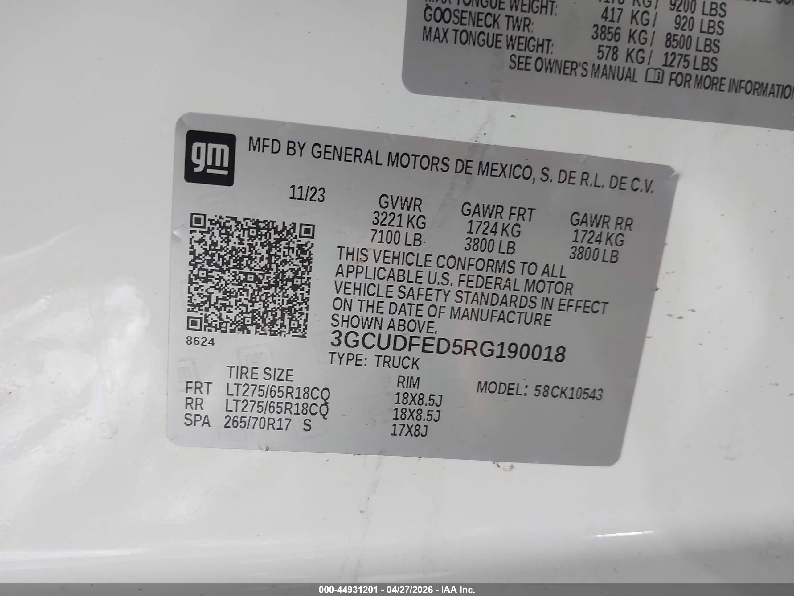 2024 Chevrolet Silverado 1500 4wd  Short Bed Lt Trail Boss White vin: 3GCUDFED5RG190018