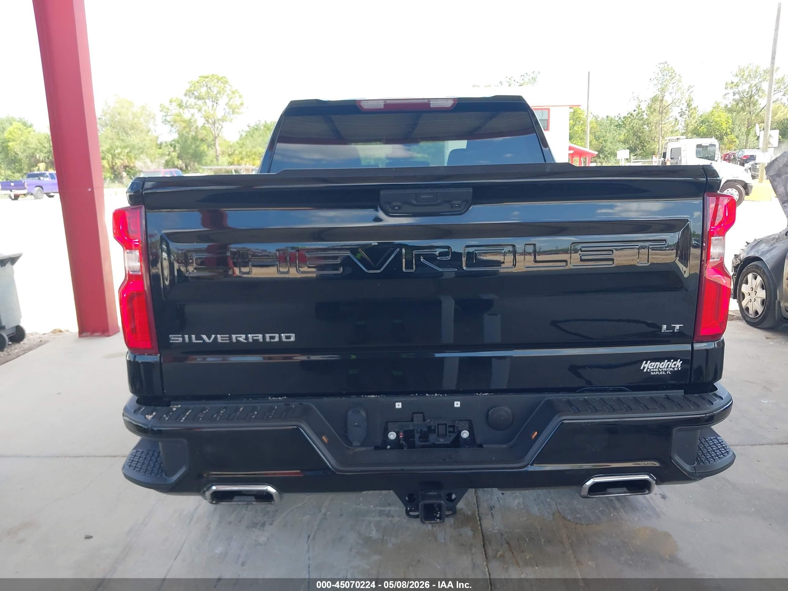 2023 Chevrolet Silverado 1500 4wd  Short Bed Lt Trail Boss Черный vin: 3GCUDFED8PG257210