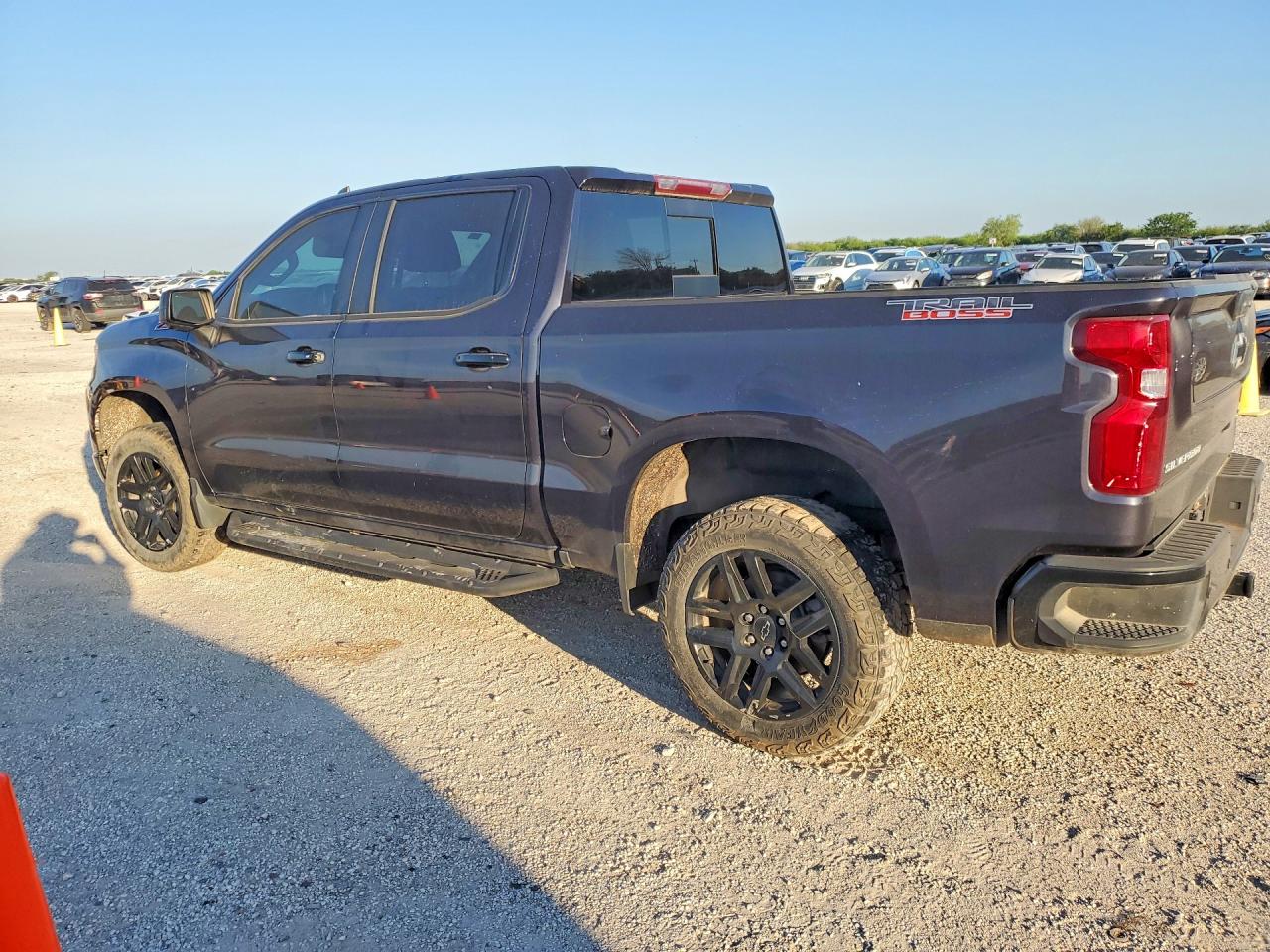 2024 Chevrolet Silverado K1500 Lt Trail Boss Blue vin: 3GCUDFEDXRG118263