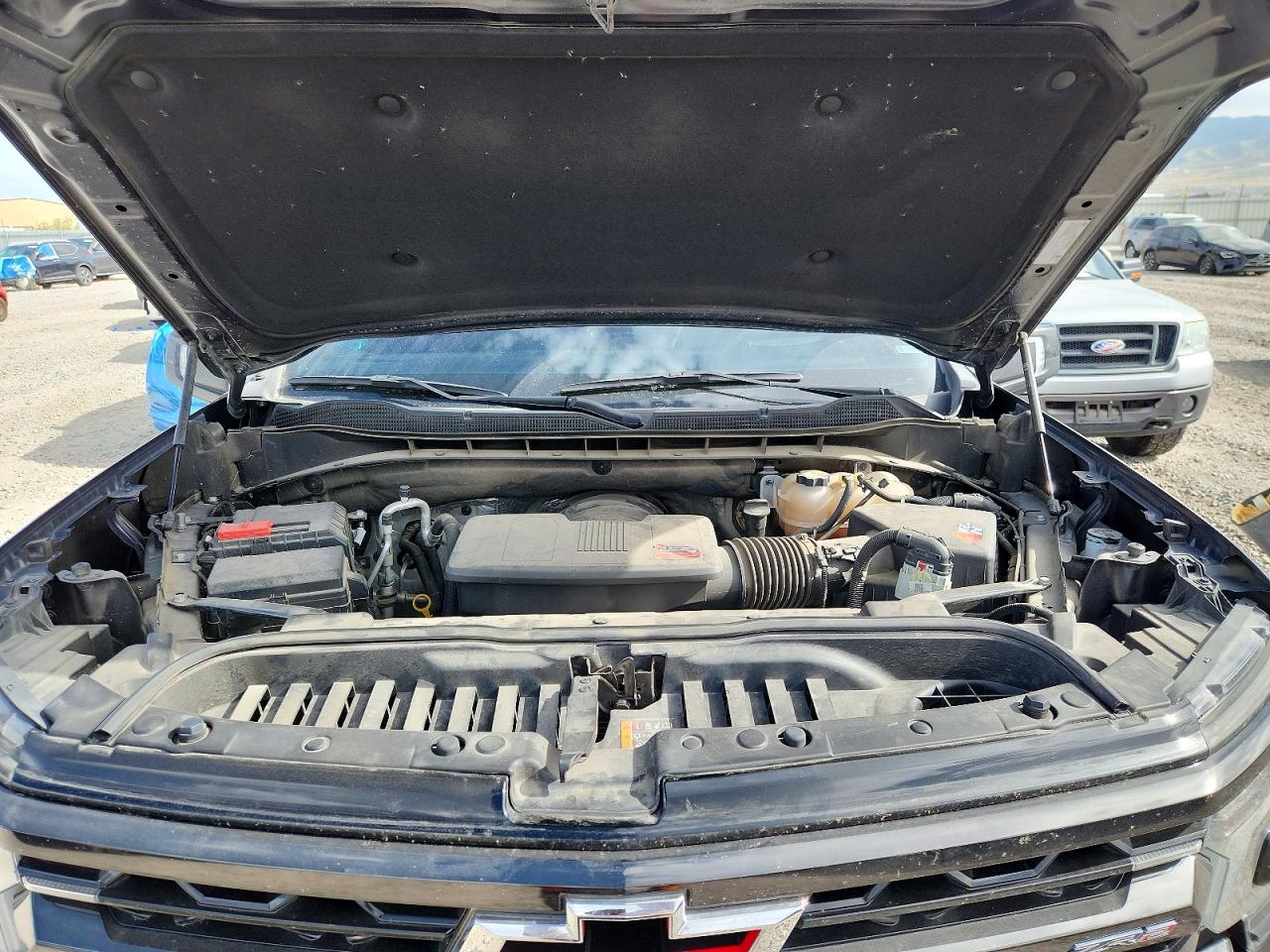 2024 Chevrolet Silverado K1500 Zr2 Black vin: 3GCUDHEL5RG138178