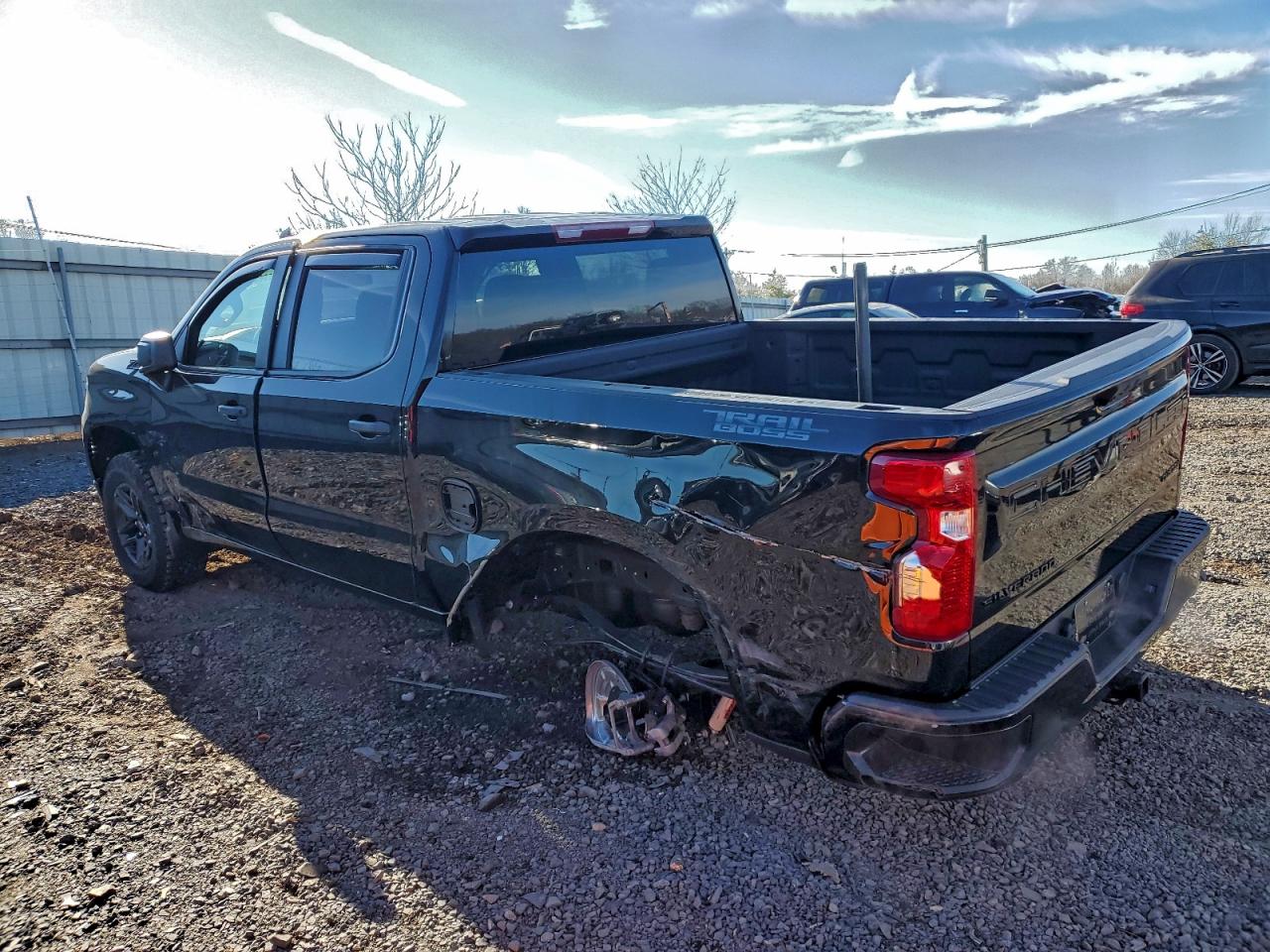 2025 Chevrolet Silverado K1500 Trail Boss Custom Black vin: 3GCUKCED8SG215844