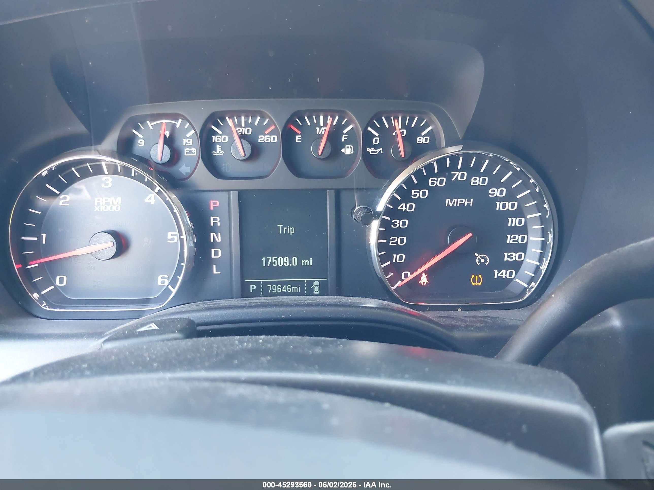 2018 Chevrolet Silverado 1500 Wt Серый vin: 3GCUKNEH2JG140488