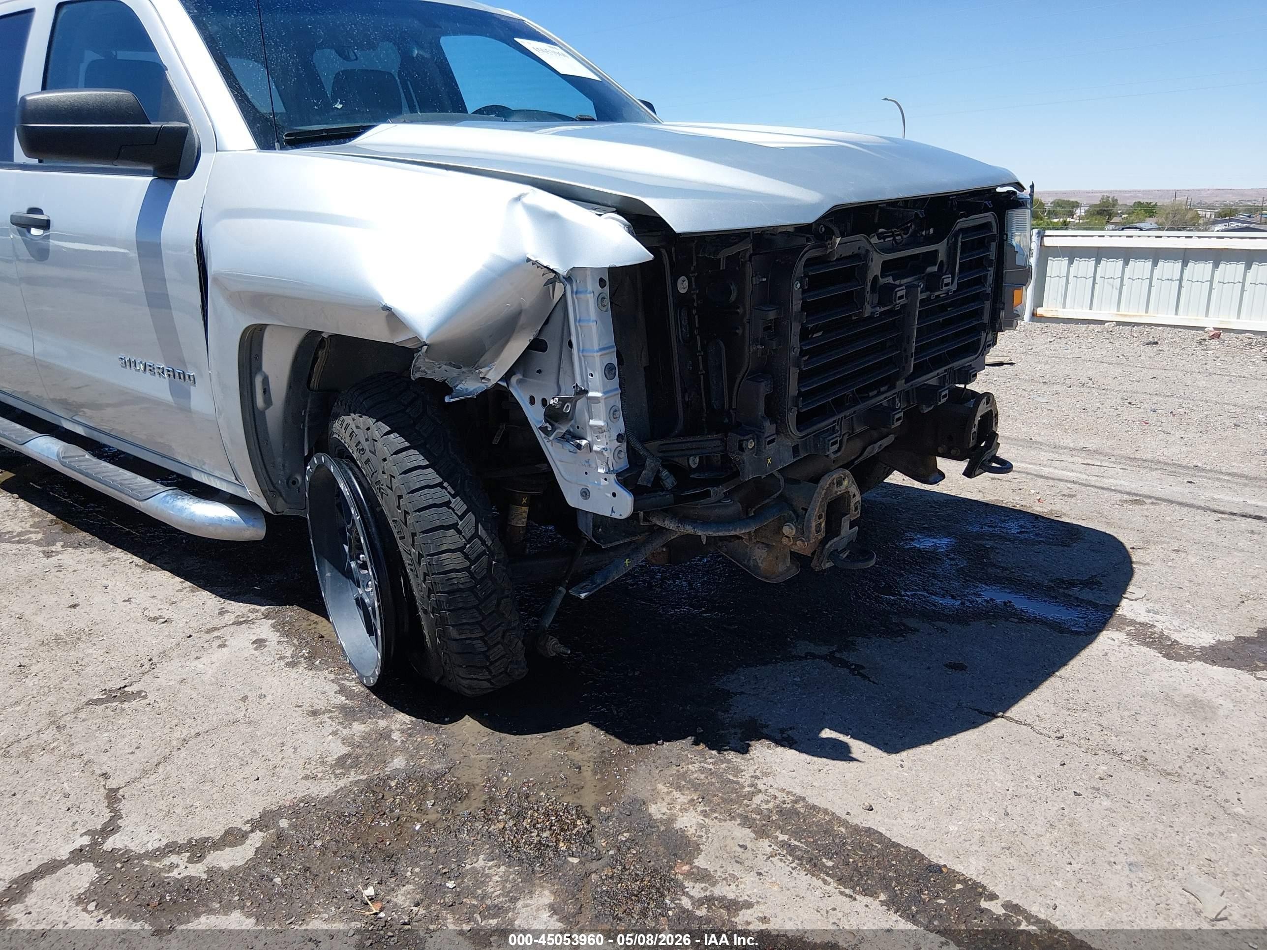 2018 Chevrolet Silverado 1500 Custom Серебряный vin: 3GCUKPEC0JG214135