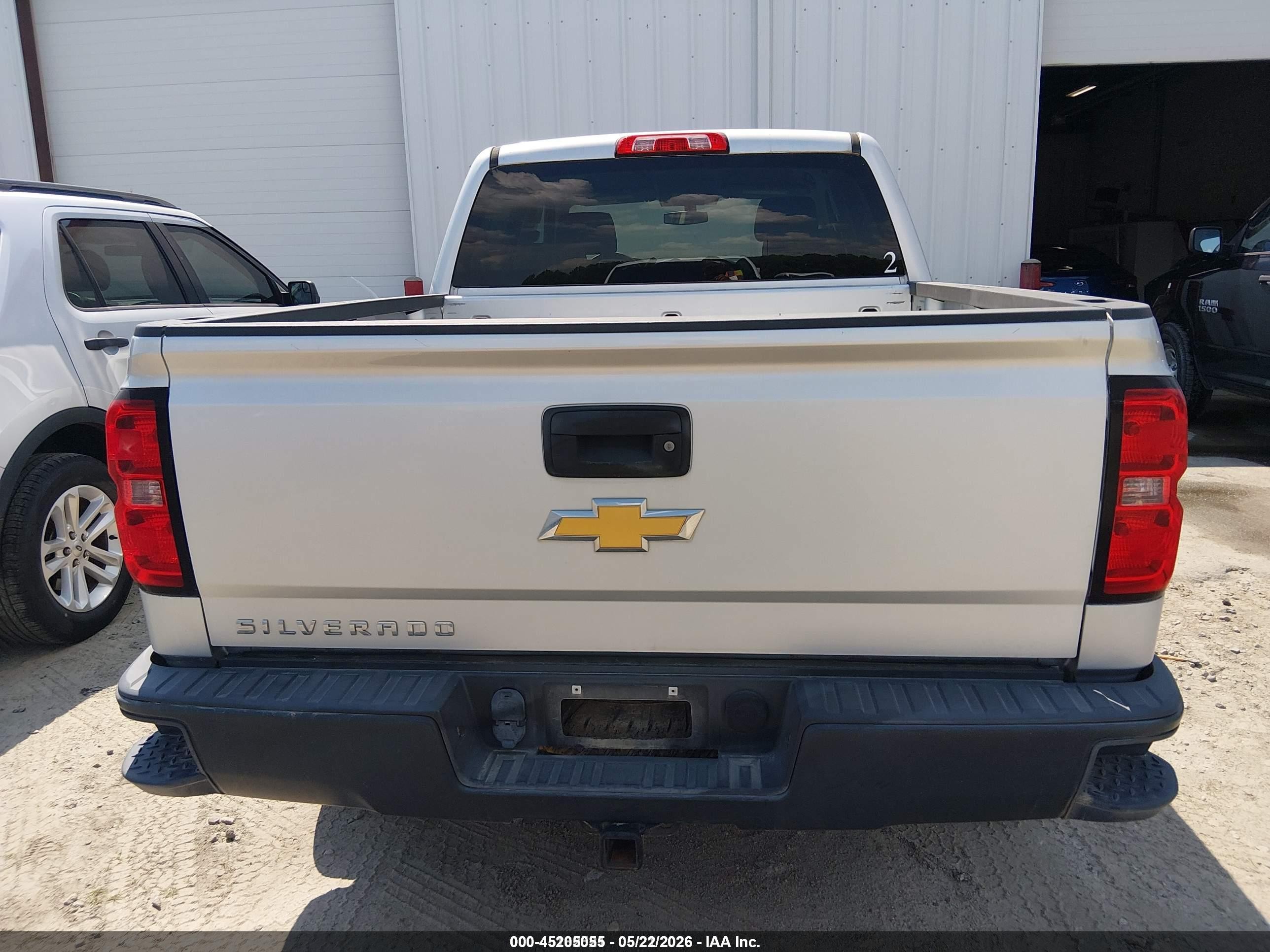 2015 Chevrolet Silverado 1500 Wt Silver vin: 3GCUKPEC5FG409381