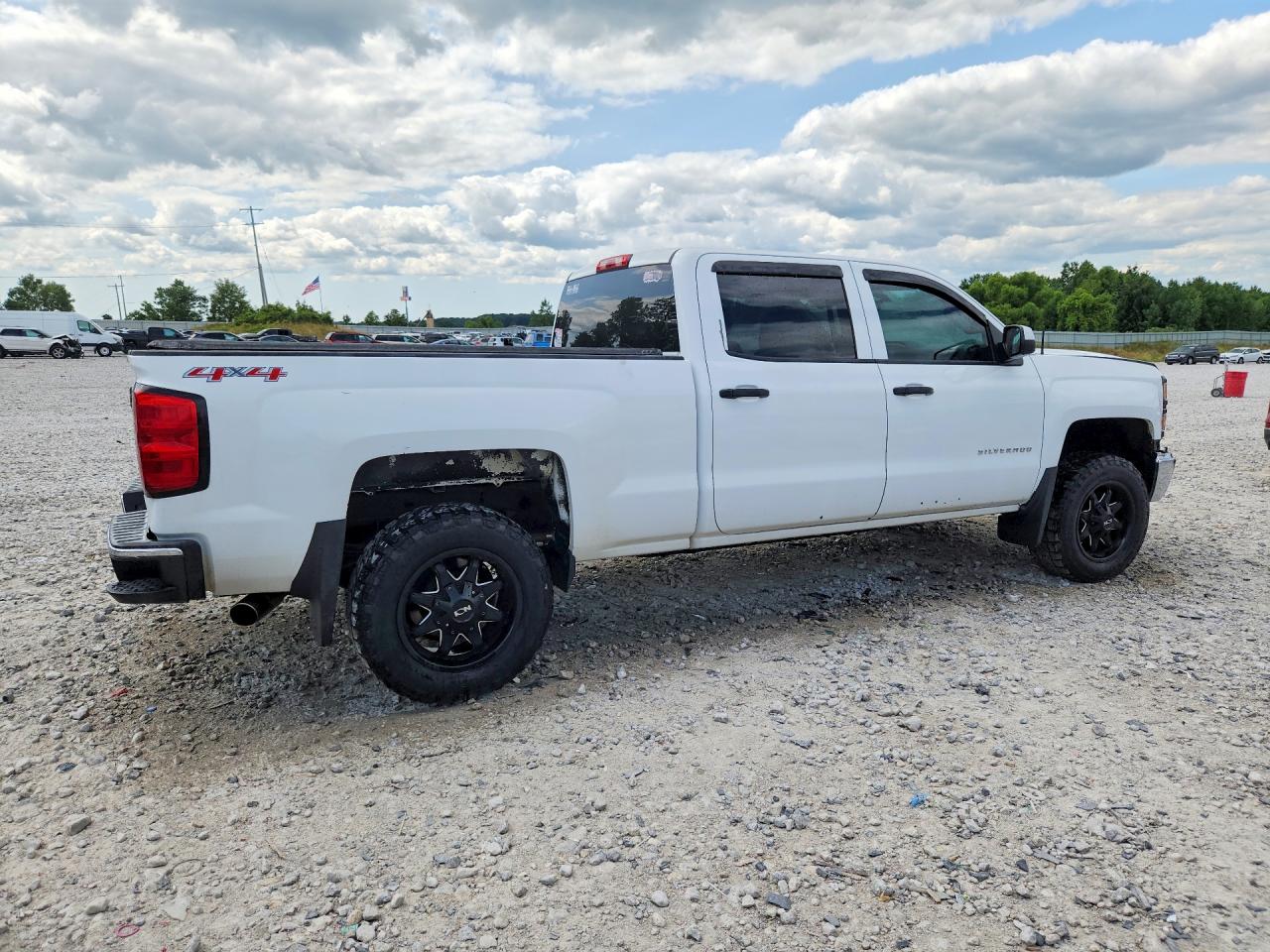 2015 Chevrolet Silverado K1500 White vin: 3GCUKPEC6FG421894
