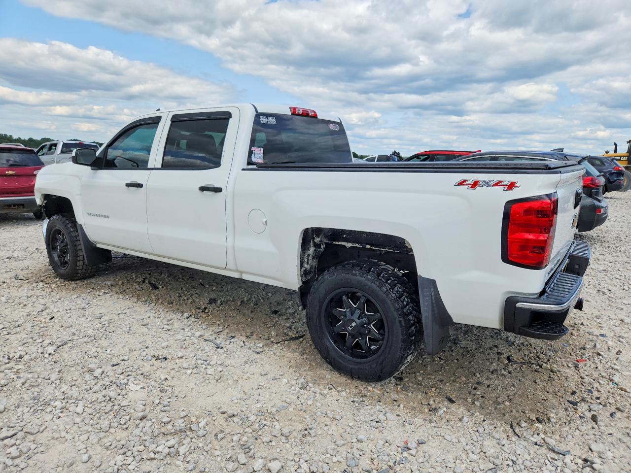 2015 Chevrolet Silverado K1500 White vin: 3GCUKPEC6FG421894