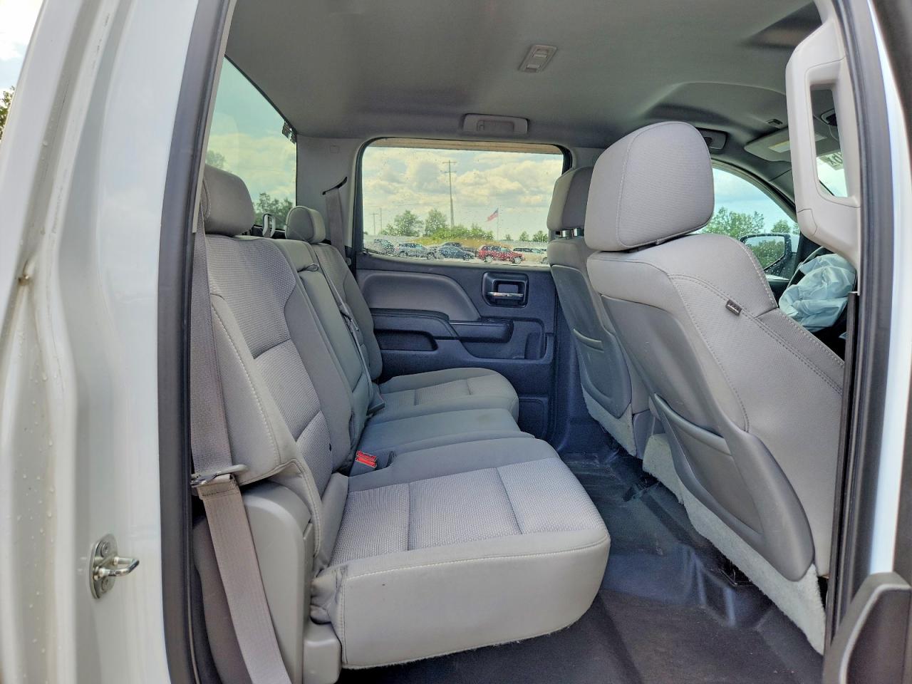 2015 Chevrolet Silverado K1500 White vin: 3GCUKPEC6FG421894